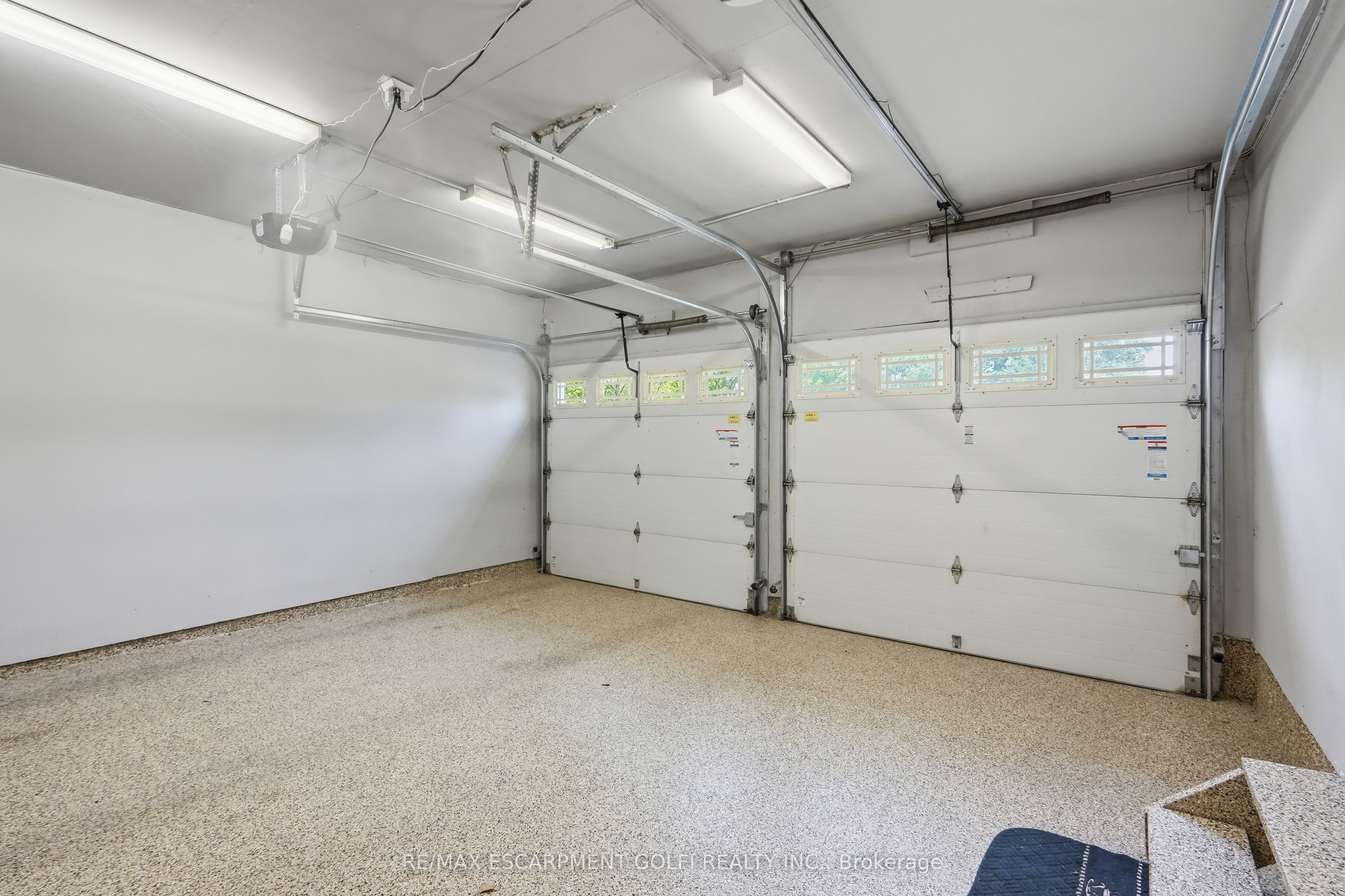X13590770 Property Photo 30