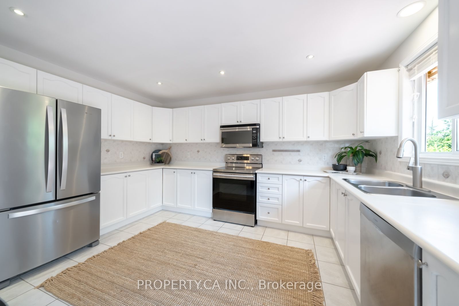 67 Massena Drive Property Photo 4