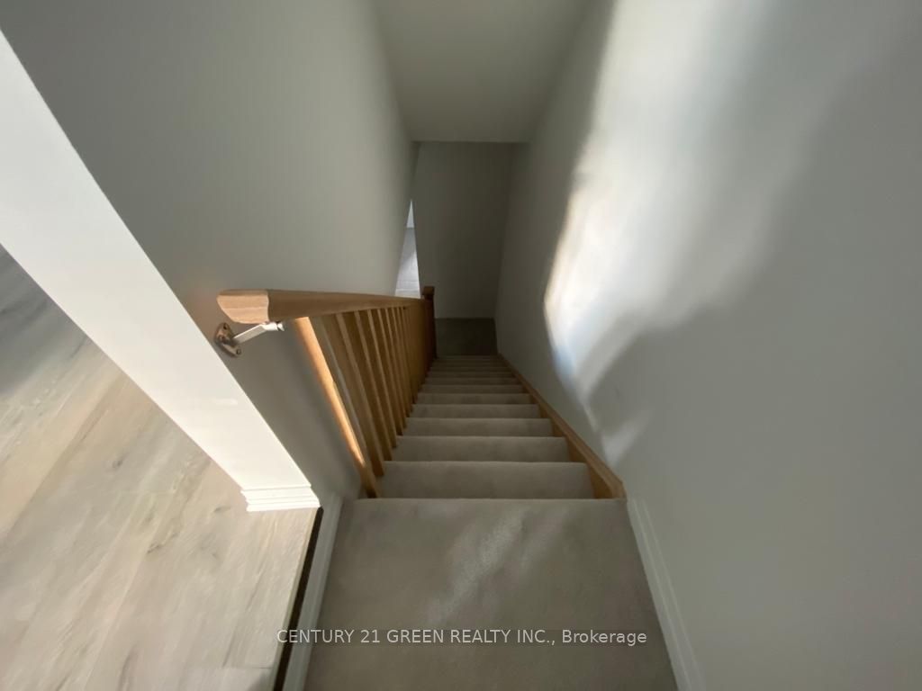 51 Sparrow Avenue 23 Property Photo 6