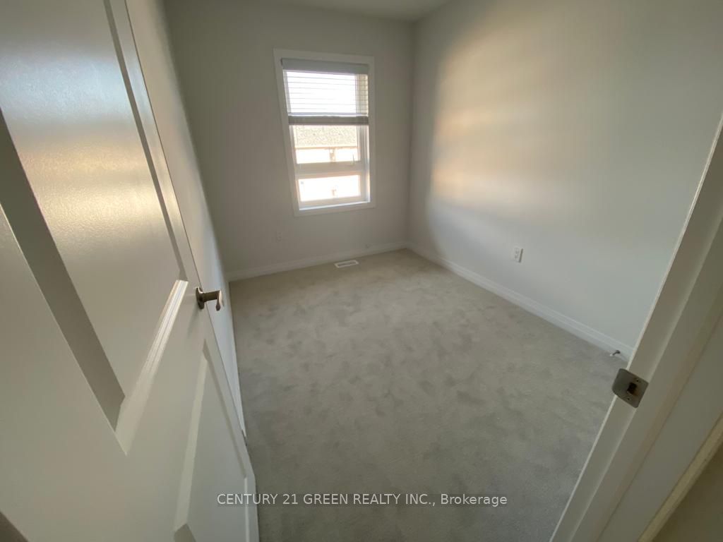 51 Sparrow Avenue 23 Property Photo 15