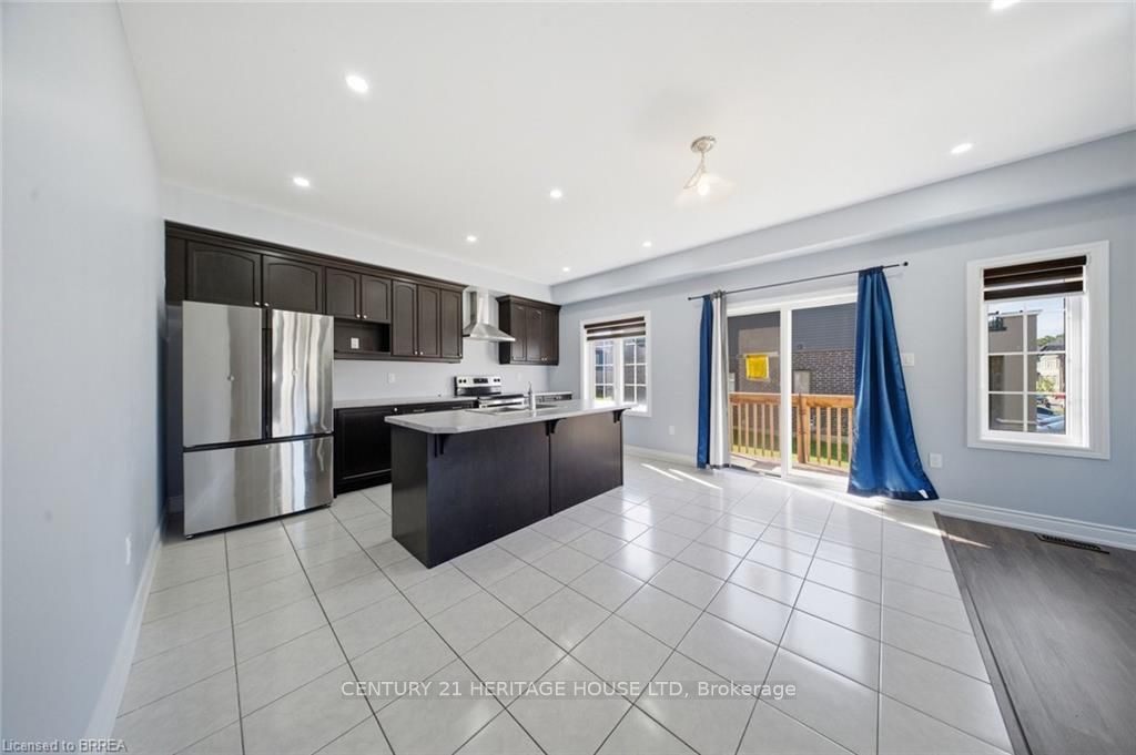 18 Macklin Street Property Photo 9