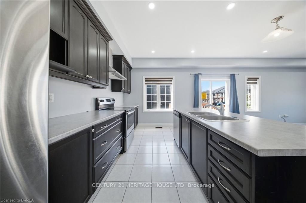 18 Macklin Street Property Photo 11
