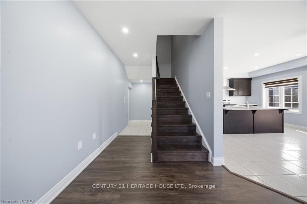 18 Macklin Street Property Photo 14