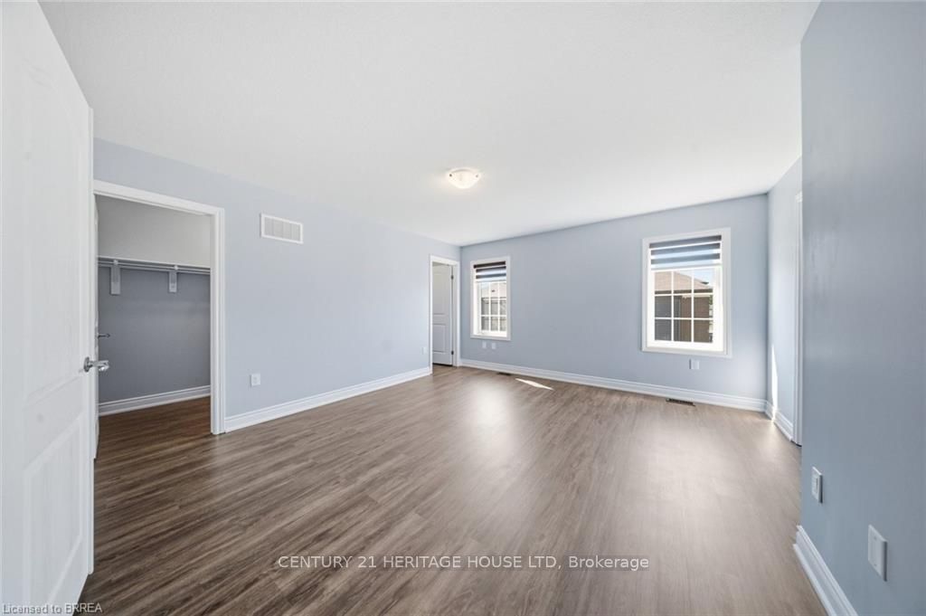 18 Macklin Street Property Photo 17