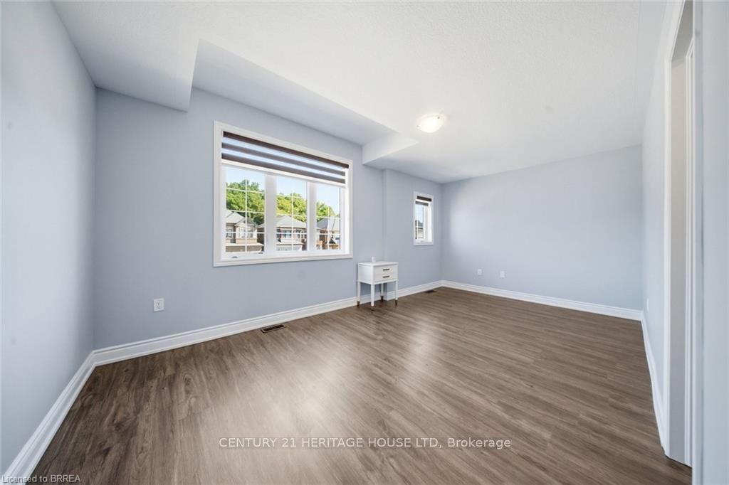 18 Macklin Street Property Photo 23