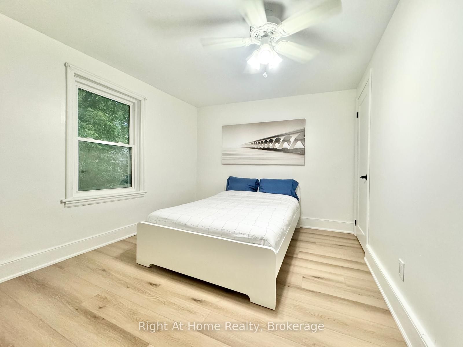 216 Hatt Street Property Photo 8