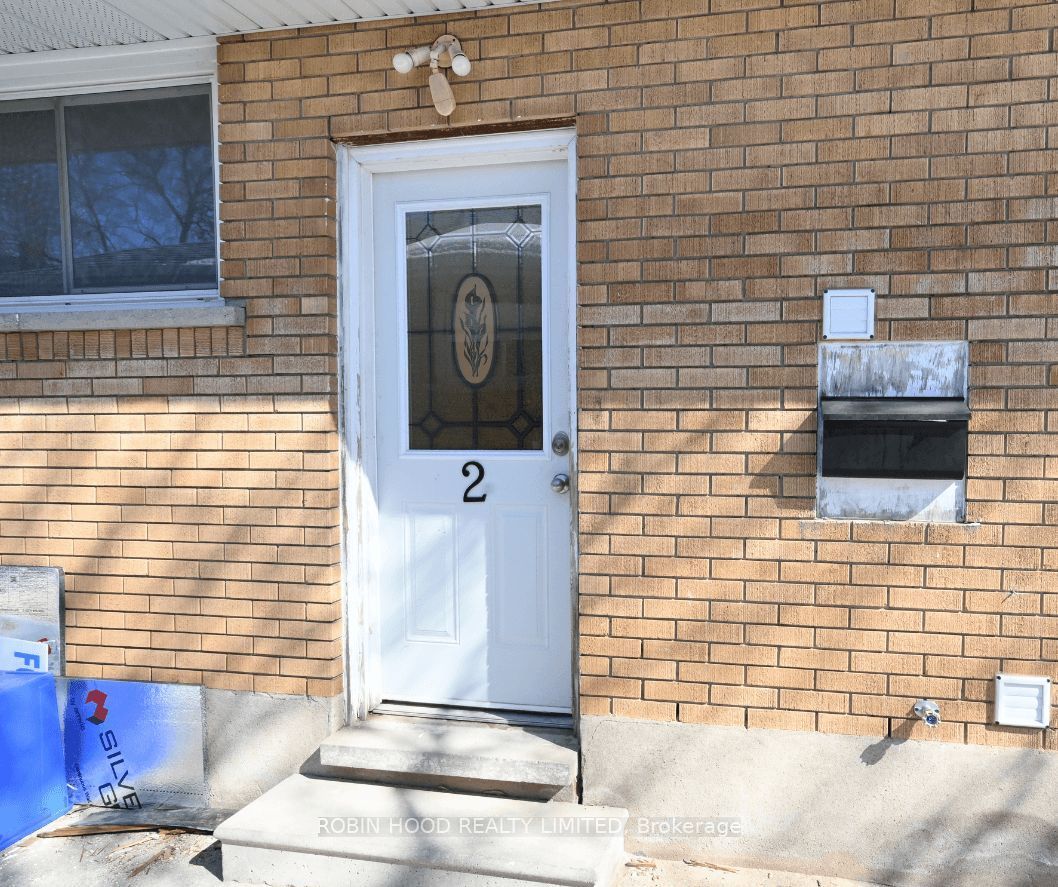40 Winslow Drive Unit 2 Property Photo 2
