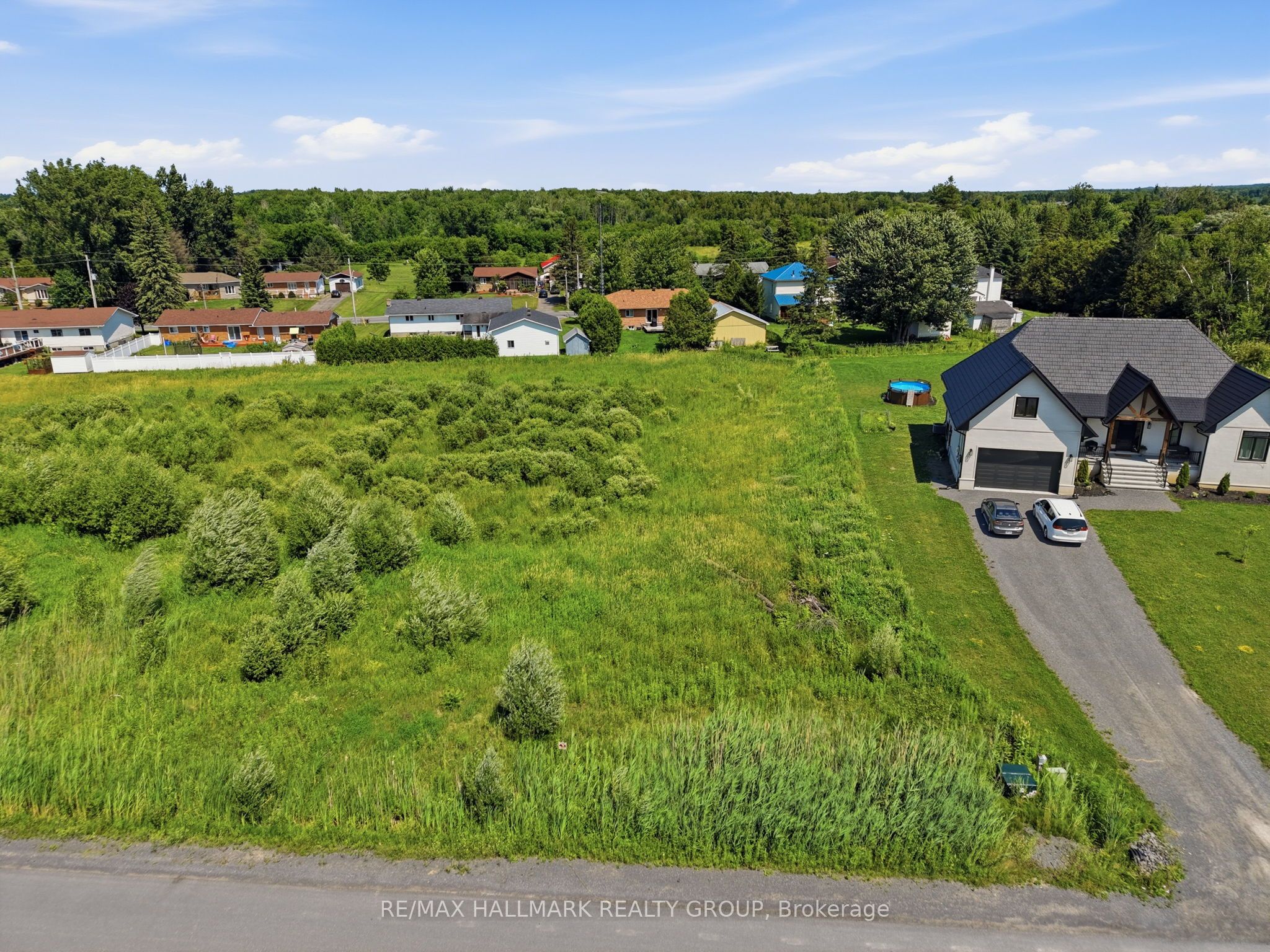 208 Des Violettes Street Property Photo 2