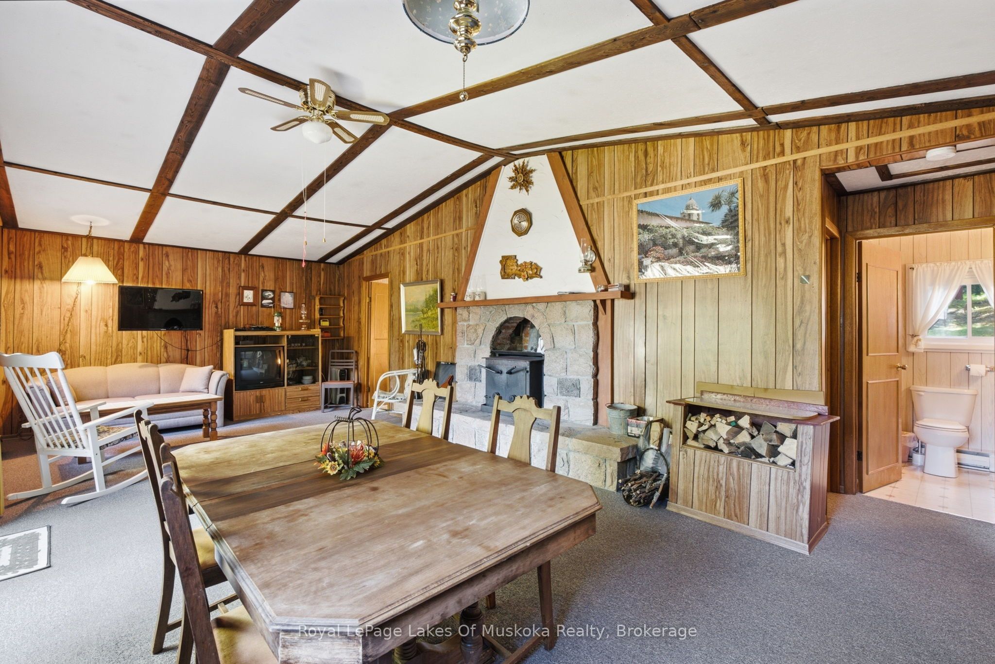 1423 Deer Lake Narrows Road Property Photo 2