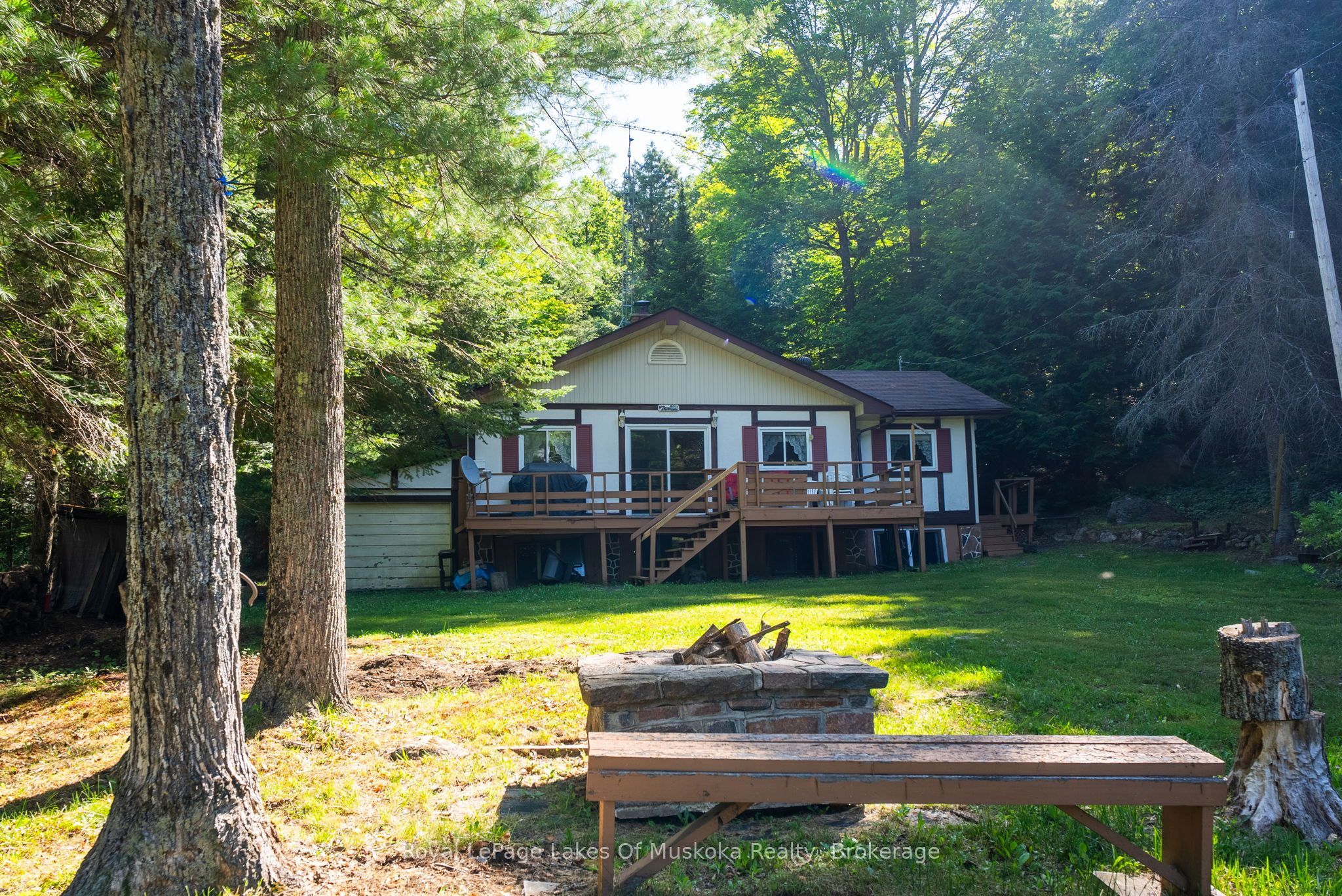 1423 Deer Lake Narrows Road Property Photo 5