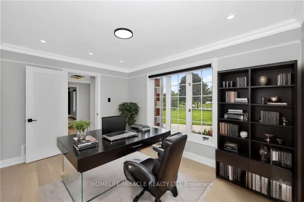 141 Kerry Hill Crescent Property Photo 6