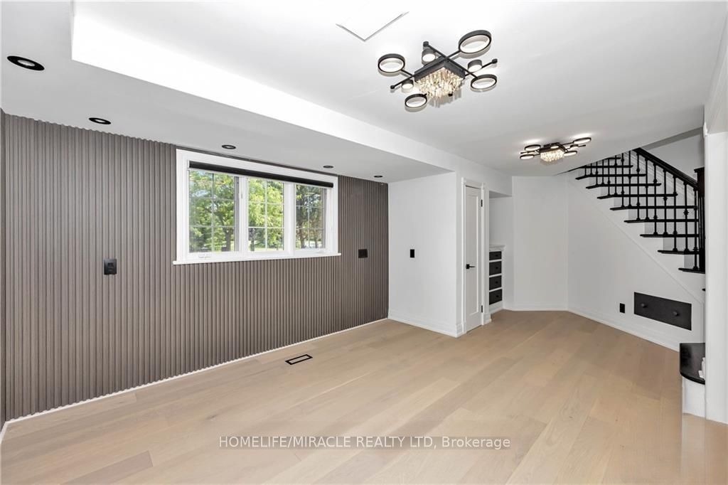 141 Kerry Hill Crescent Property Photo 13