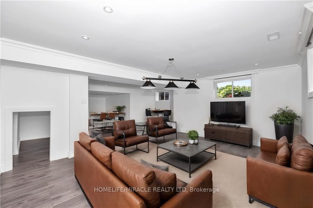 141 Kerry Hill Crescent Property Photo 15
