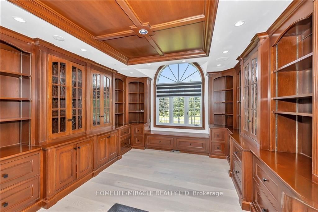 141 Kerry Hill Crescent Property Photo 18