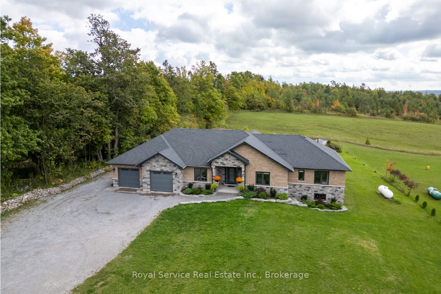 381 Sharpe Line Property Photo 1