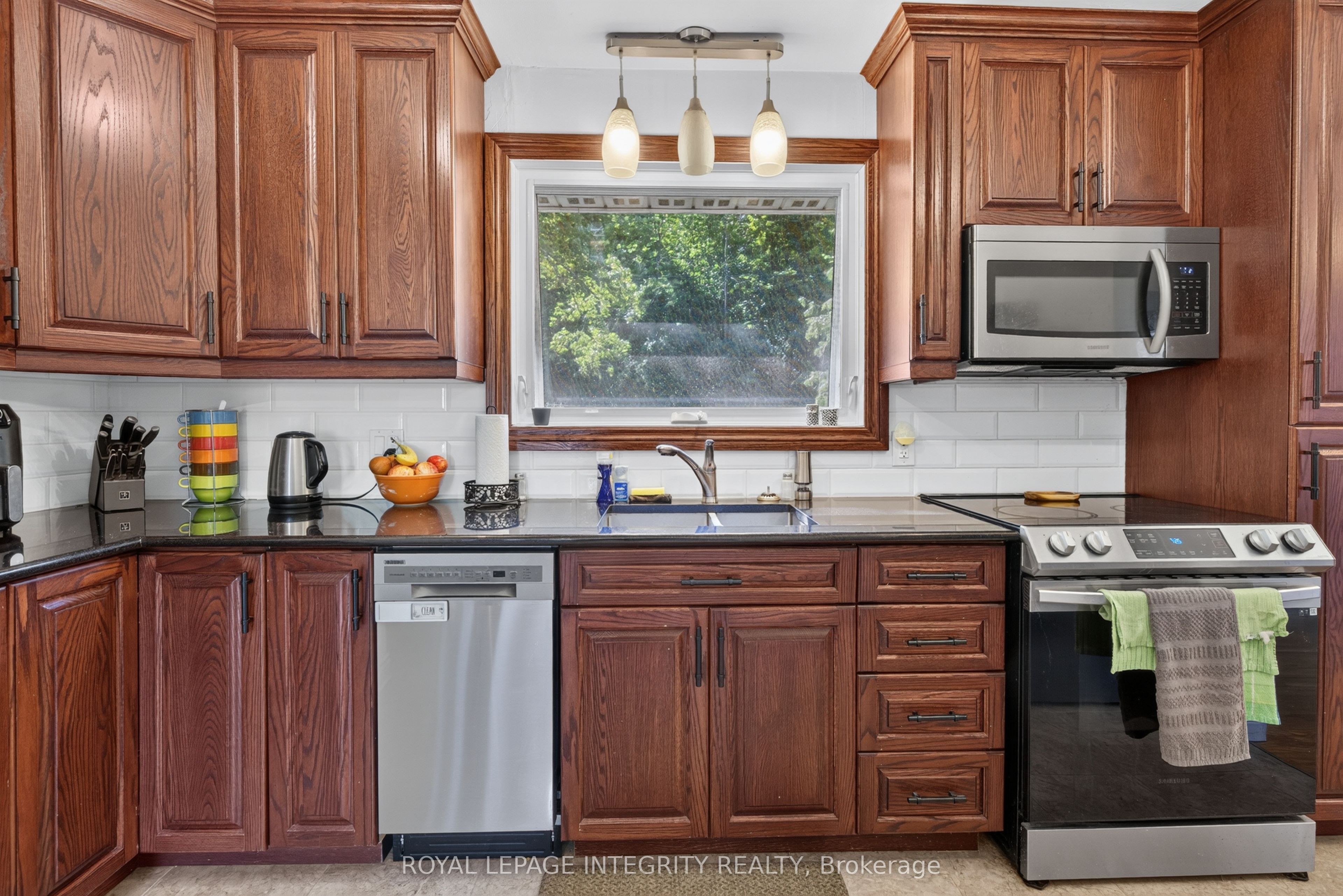 241 Wade Avenue Property Photo 10