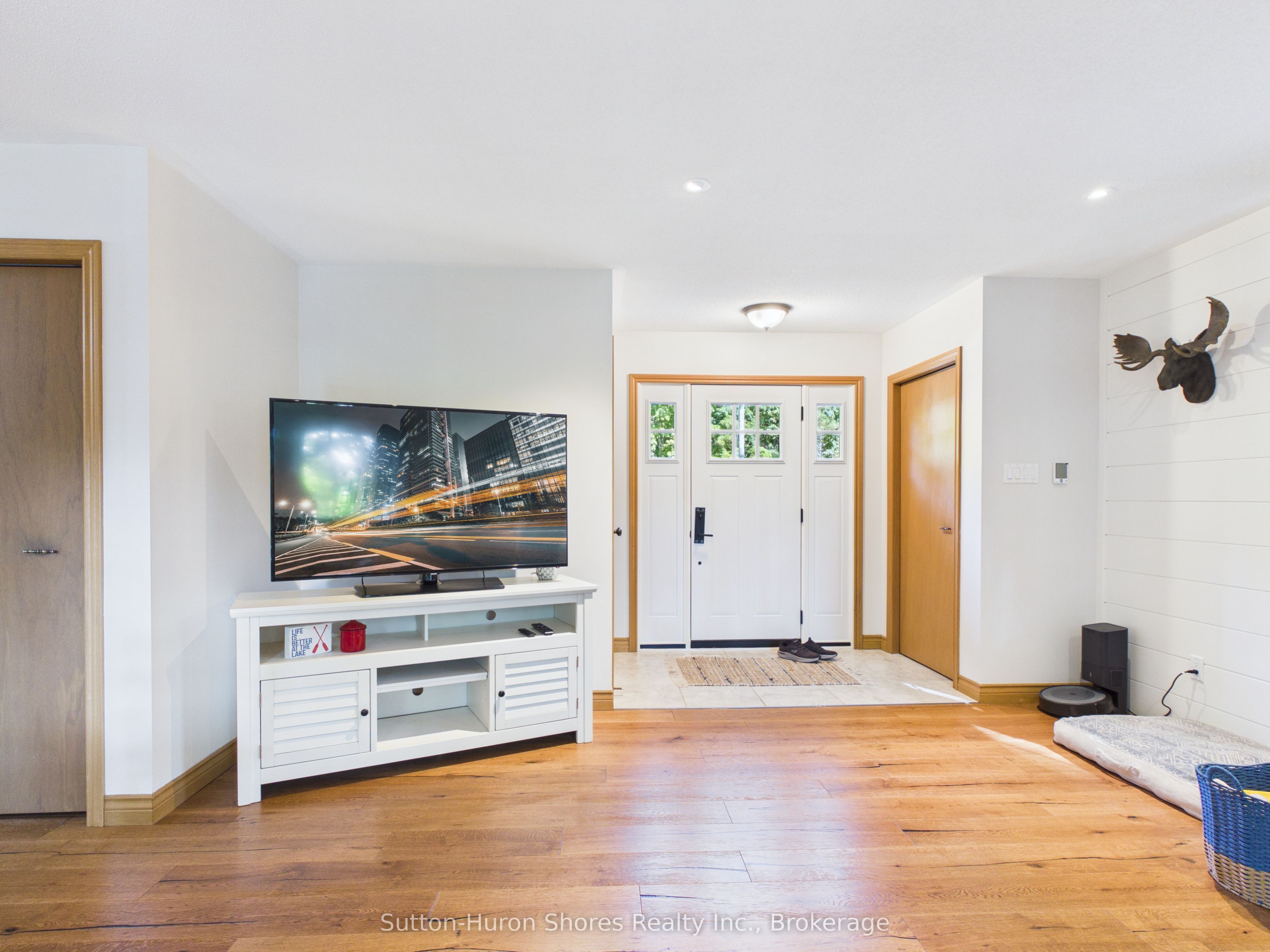 1264 Sauble Falls Road Property Photo 4
