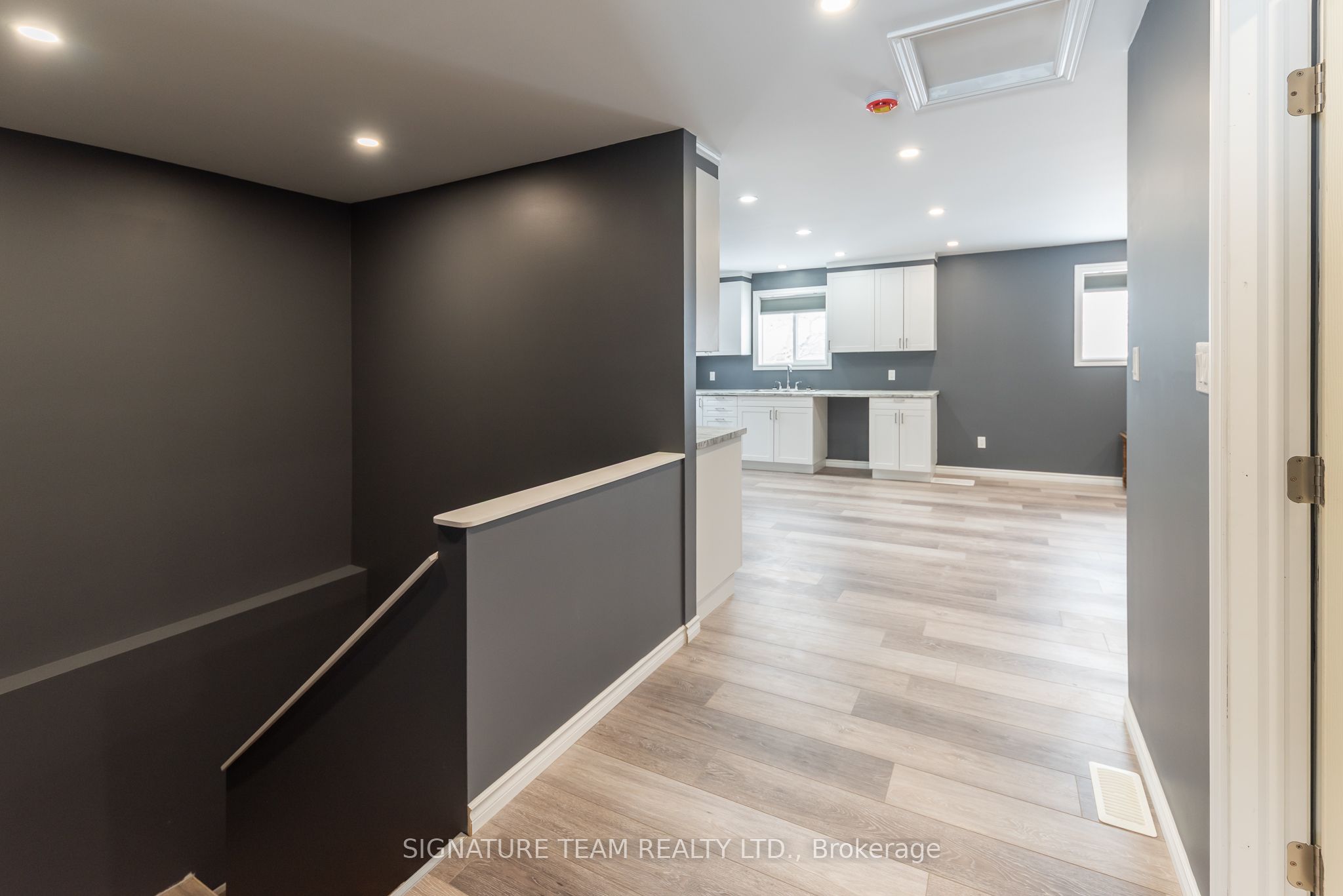 1131 Wright Road Property Photo 8