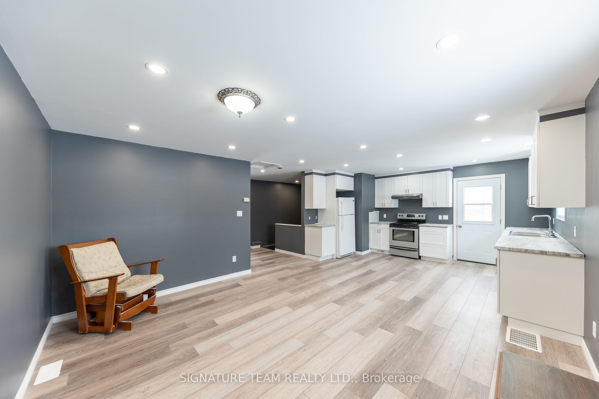 1131 Wright Road Property Photo 12
