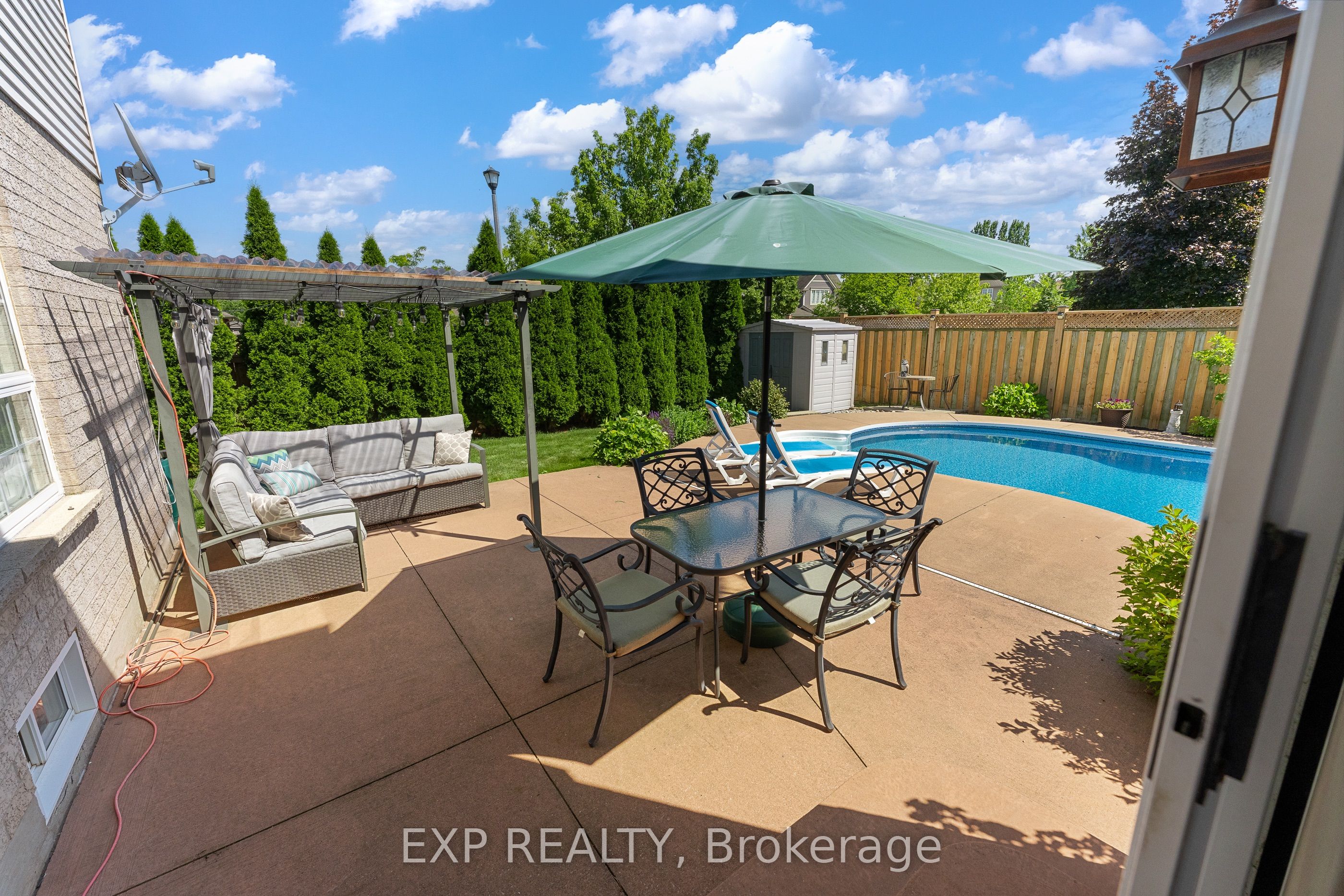 57 Goodman Crescent Property Photo 7