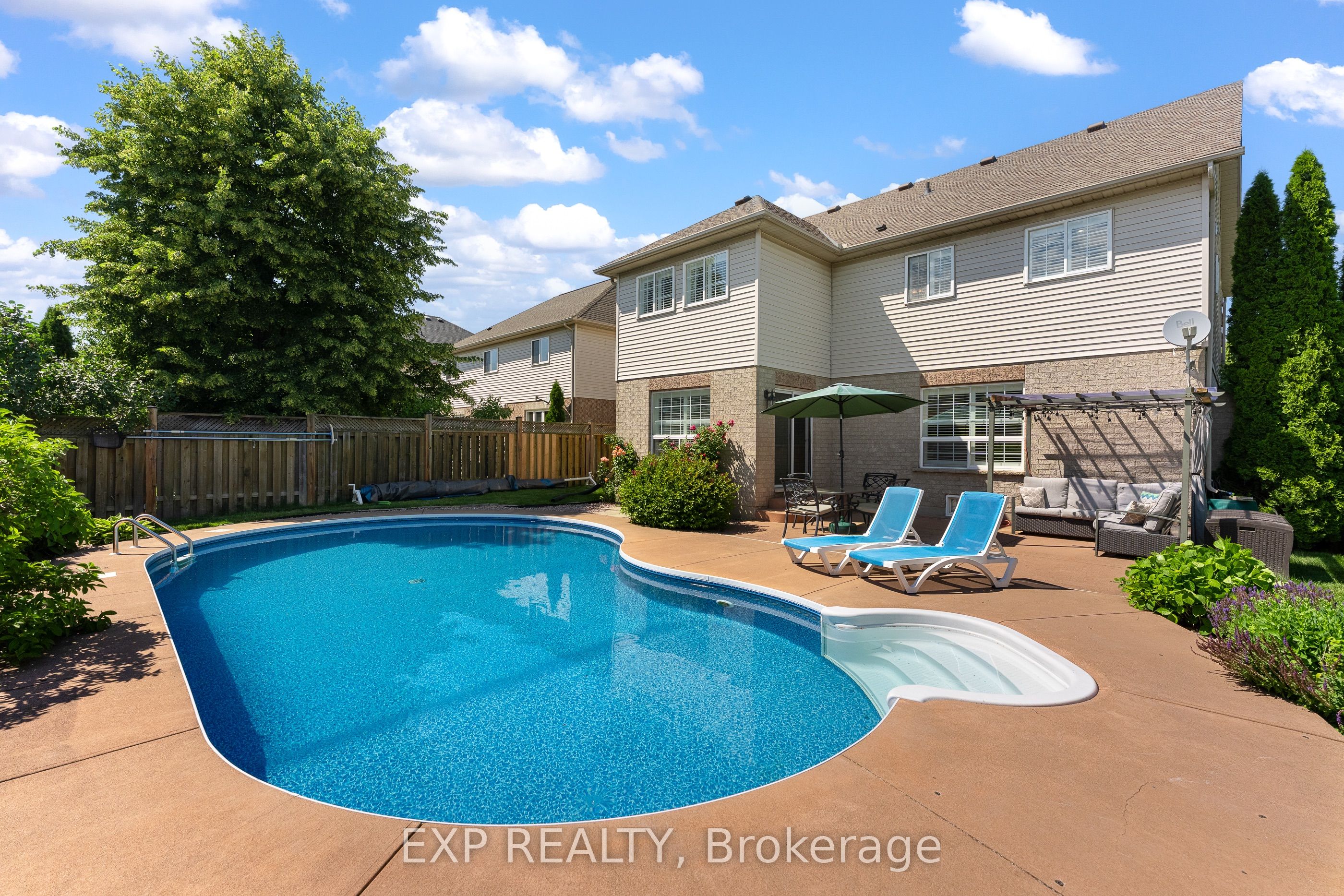 57 Goodman Crescent Property Photo 11