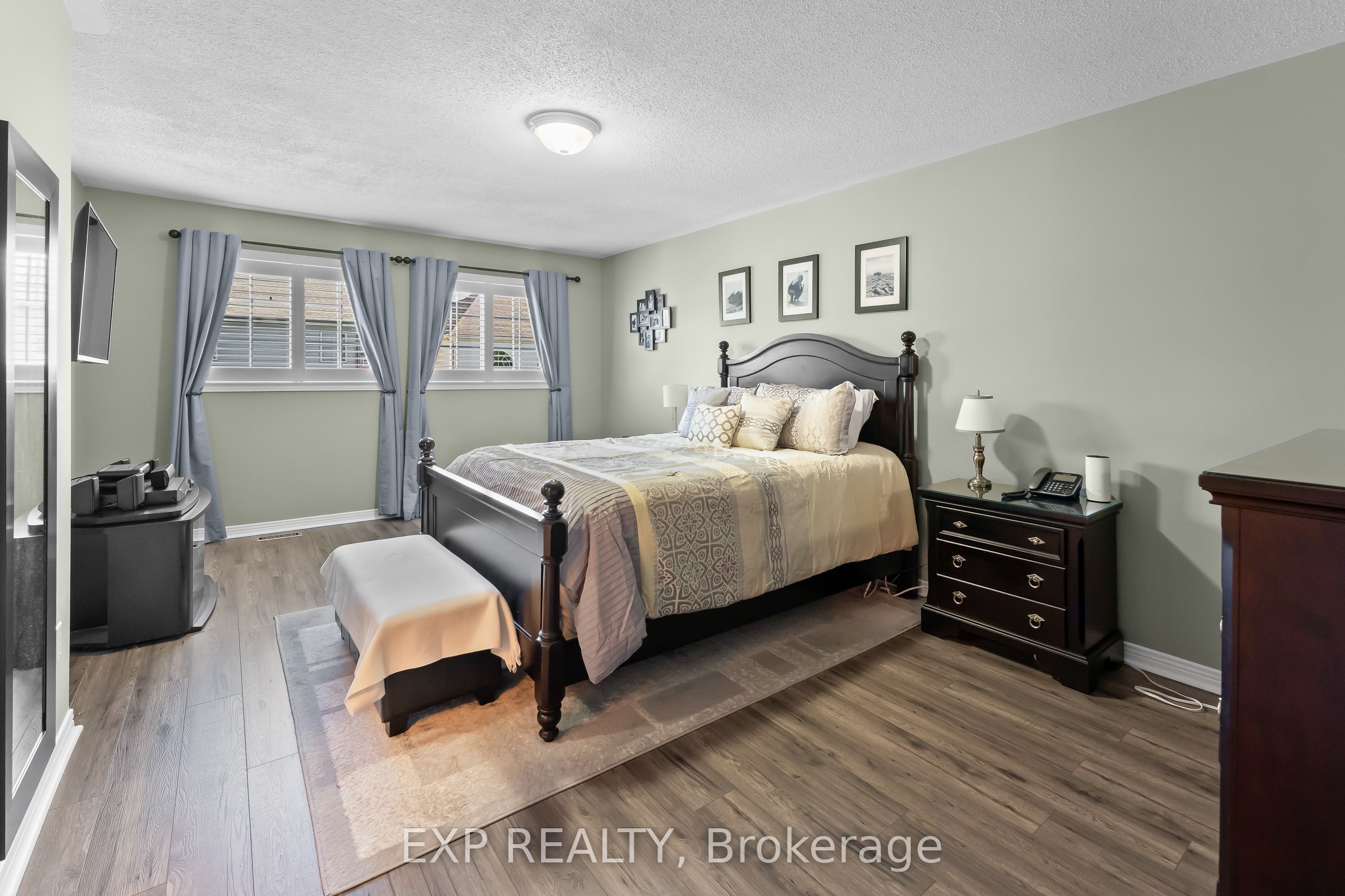 57 Goodman Crescent Property Photo 28