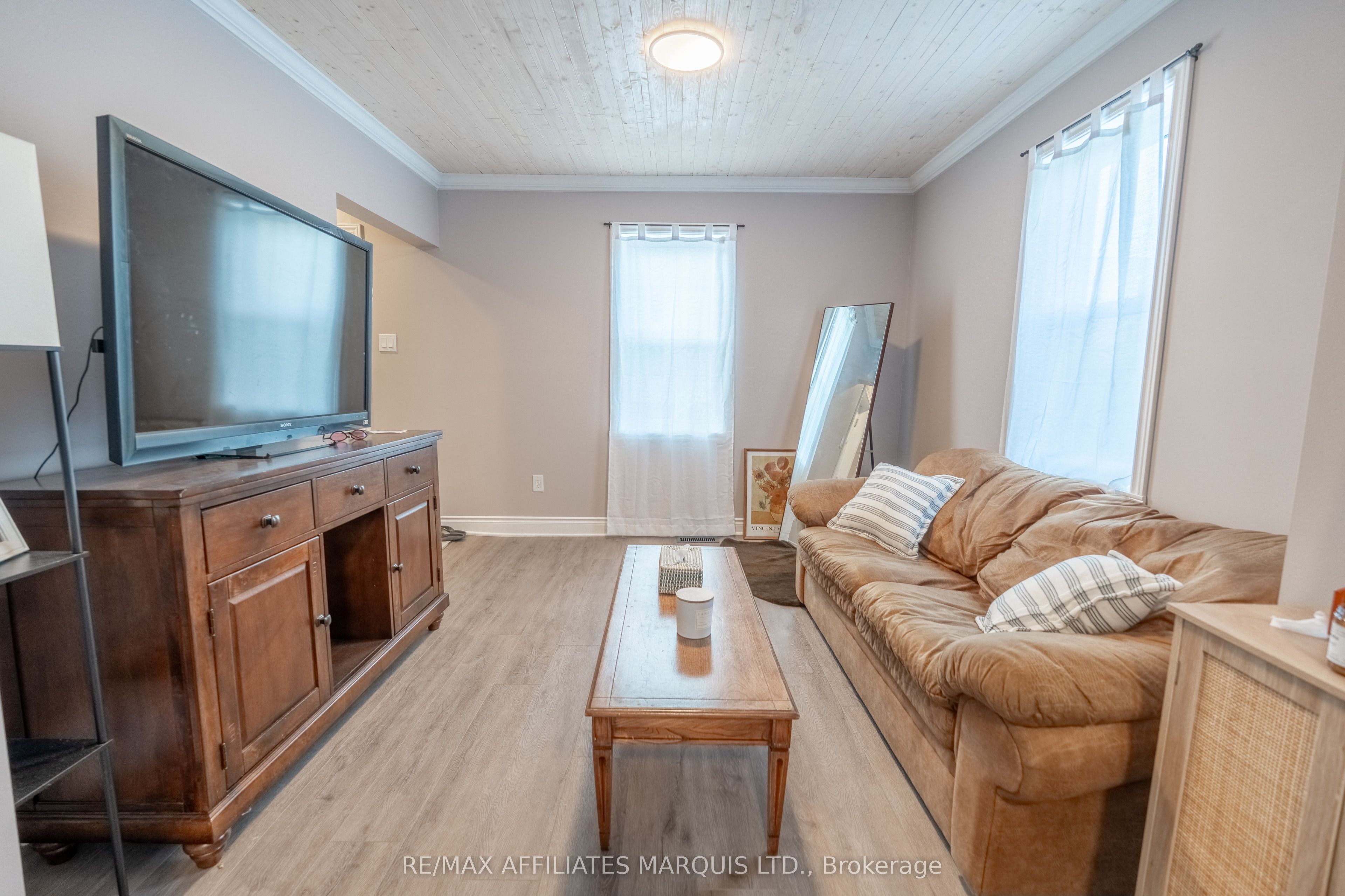 2 Whitehead Avenue Property Photo 8