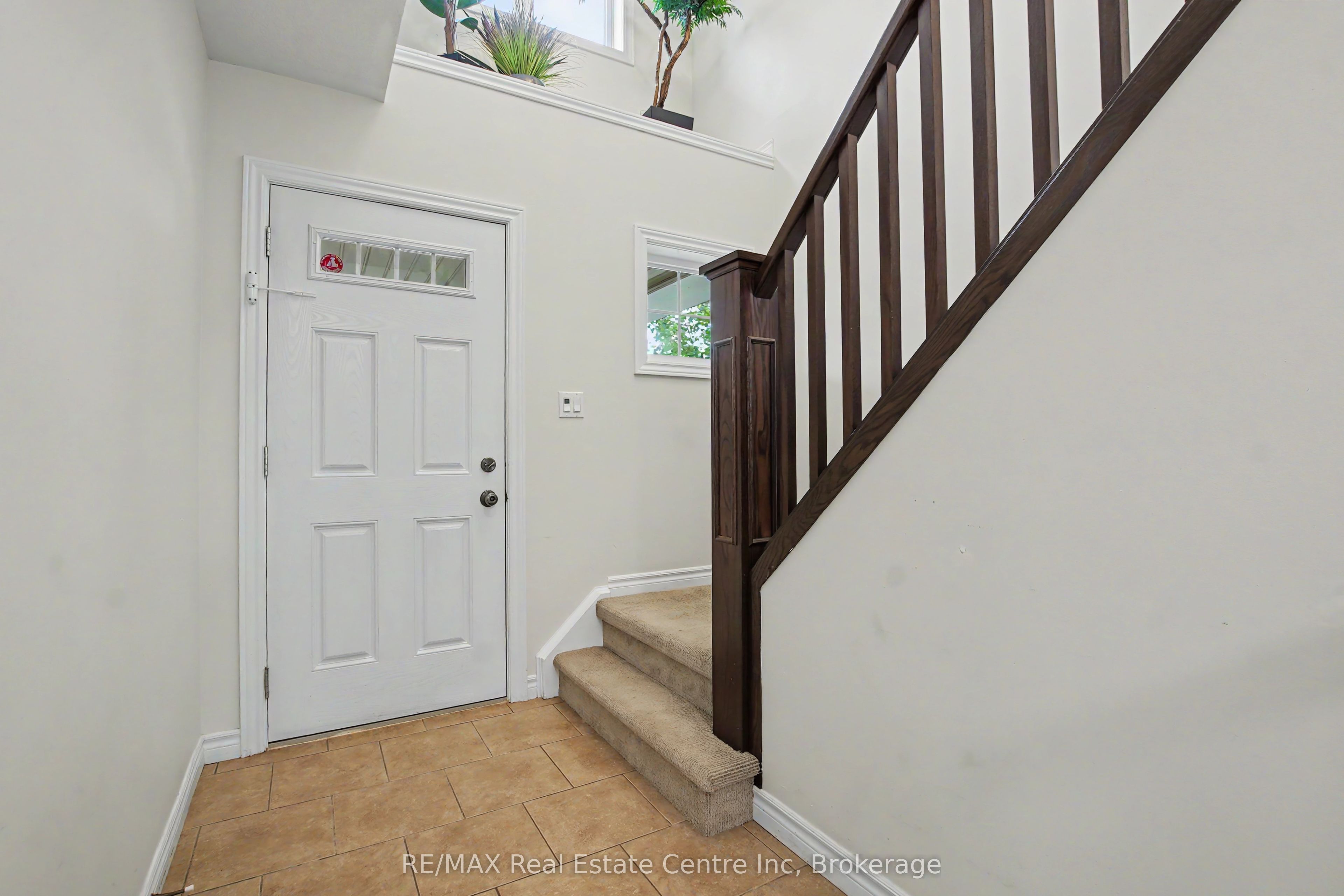 167 Arkell Road 15 Property Photo 5
