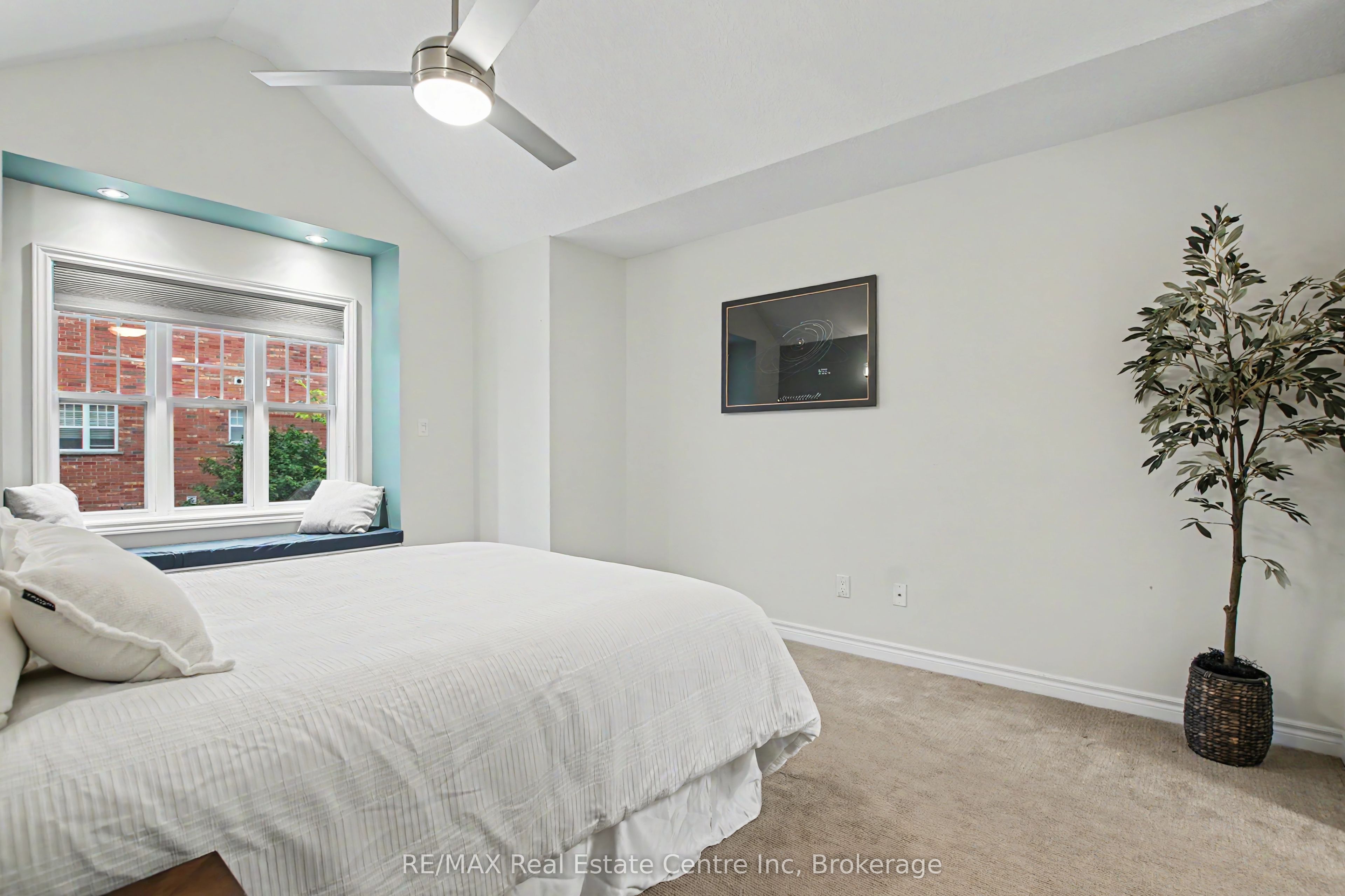 167 Arkell Road 15 Property Photo 16
