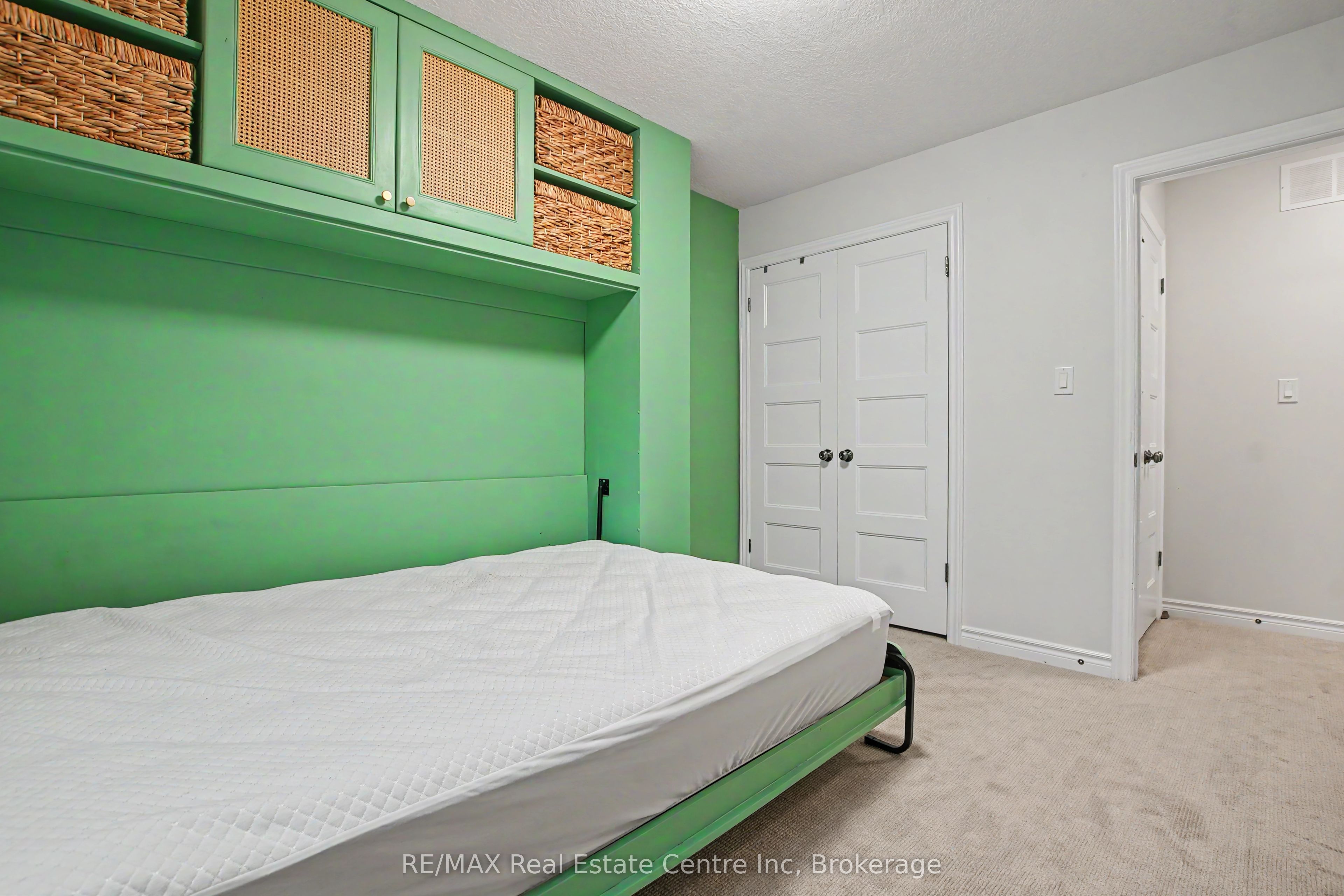167 Arkell Road 15 Property Photo 20