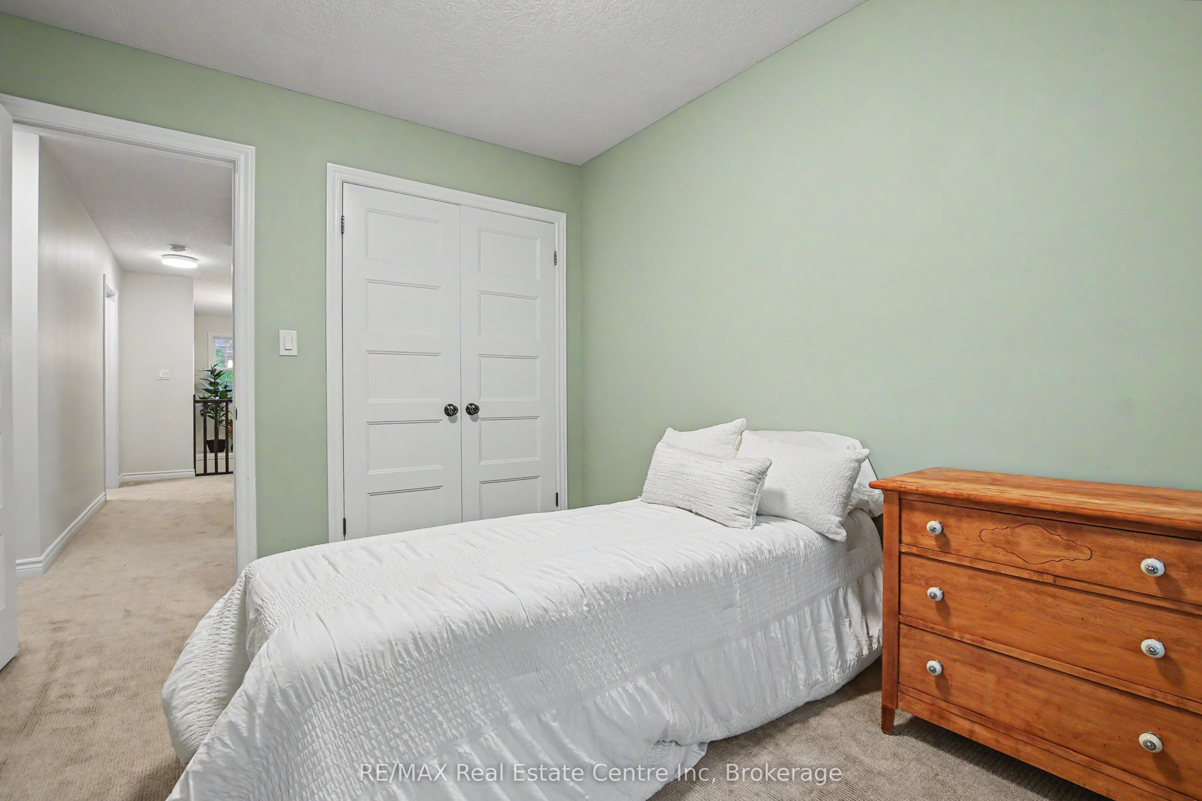 167 Arkell Road 15 Property Photo 22