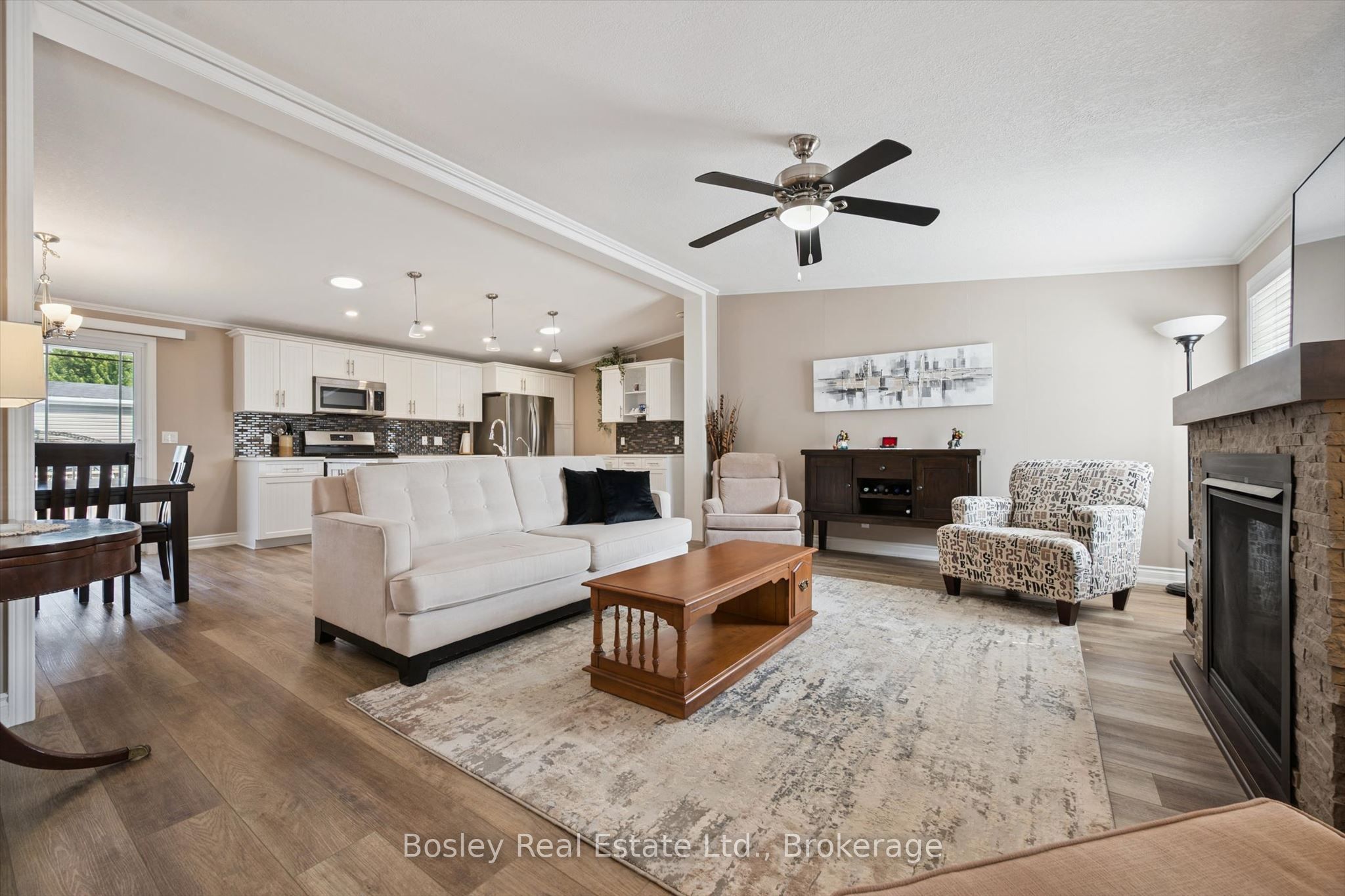 7 Sumac Street Property Photo 4
