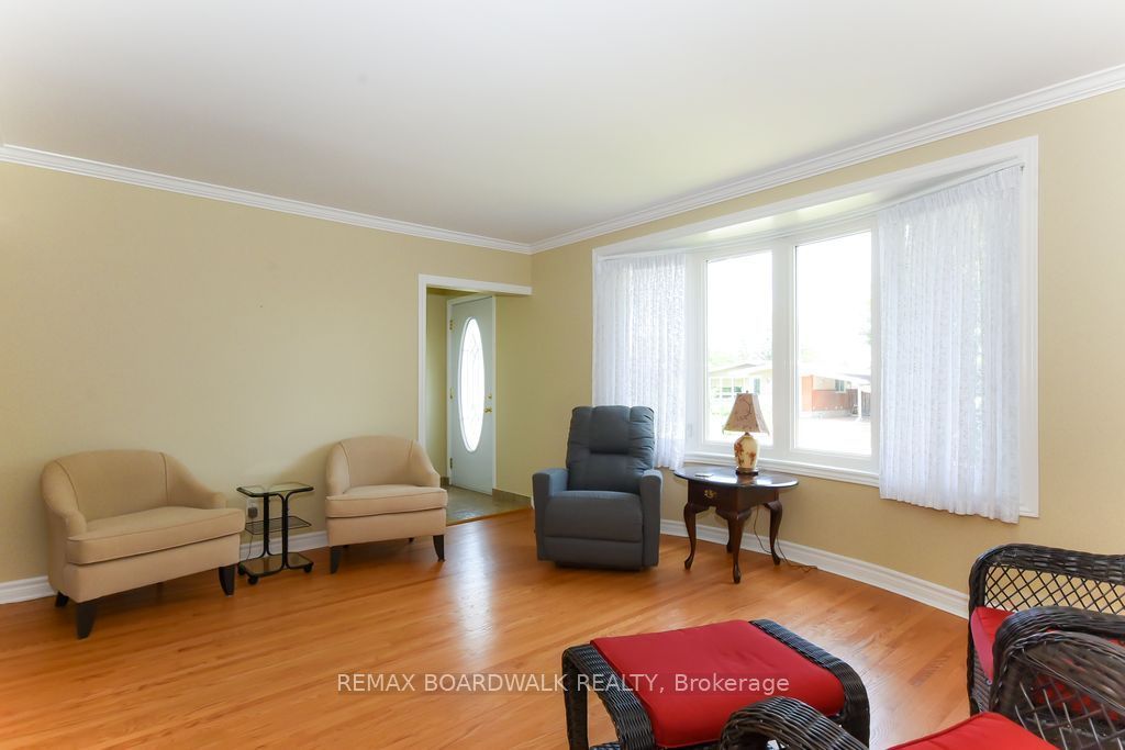 1392 Chartrand Avenue Property Photo 5