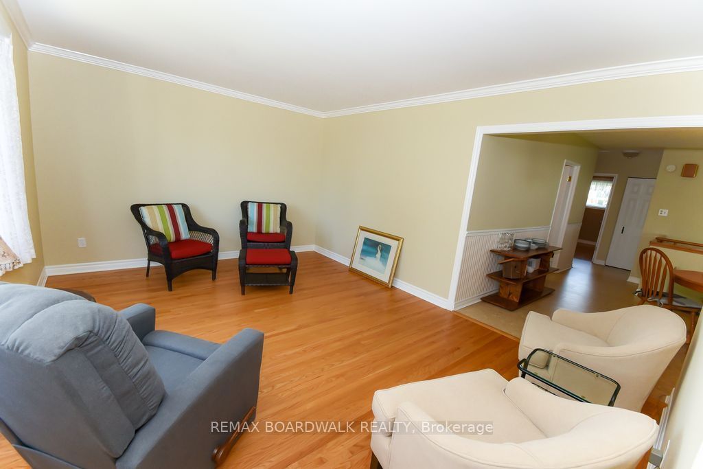 1392 Chartrand Avenue Property Photo 6