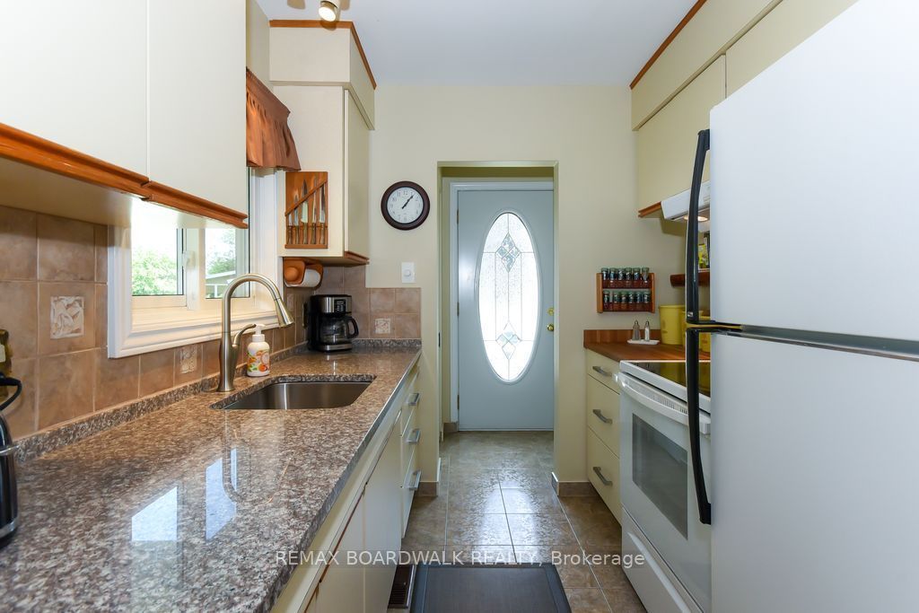 1392 Chartrand Avenue Property Photo 9