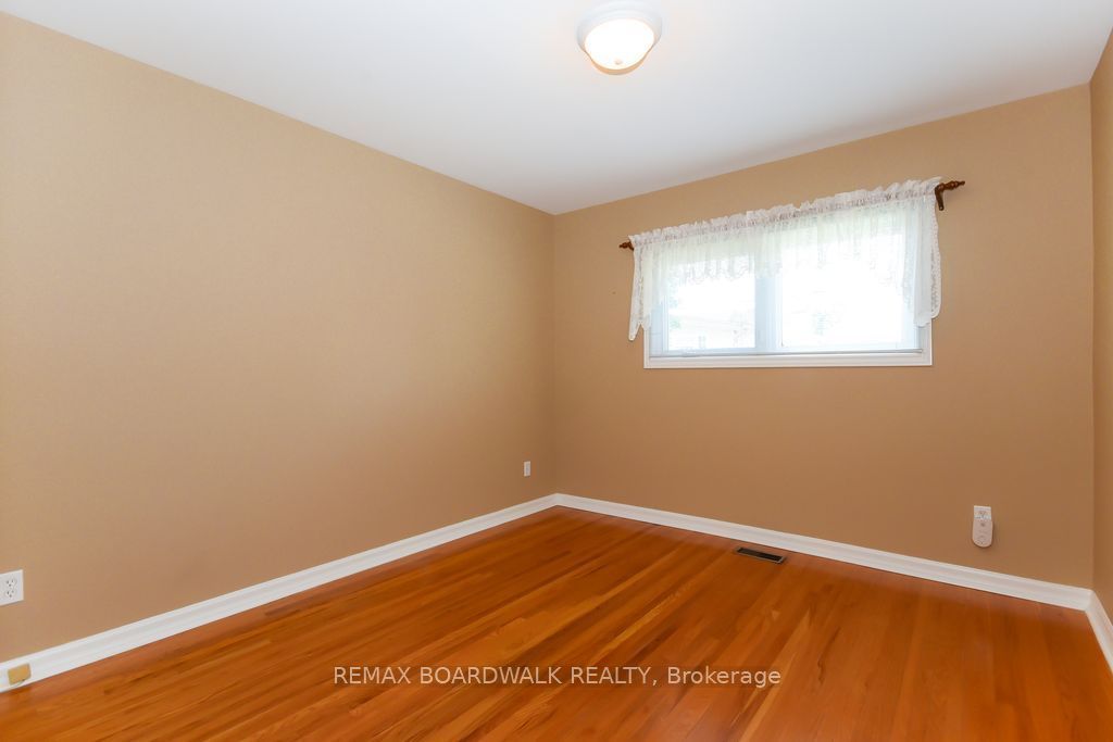 1392 Chartrand Avenue Property Photo 23