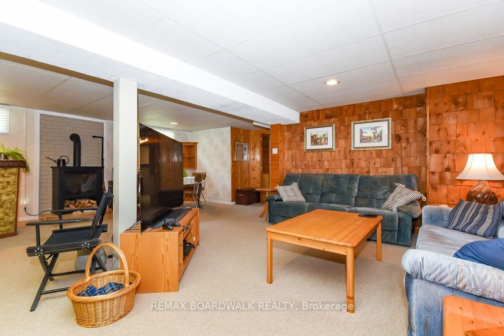 1392 Chartrand Avenue Property Photo 32