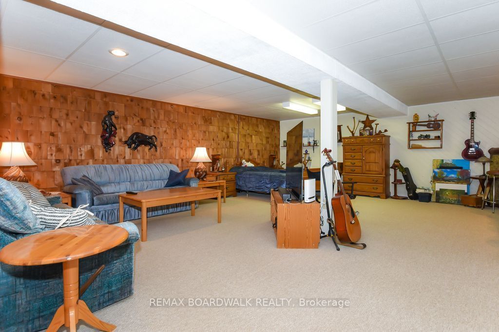 1392 Chartrand Avenue Property Photo 33