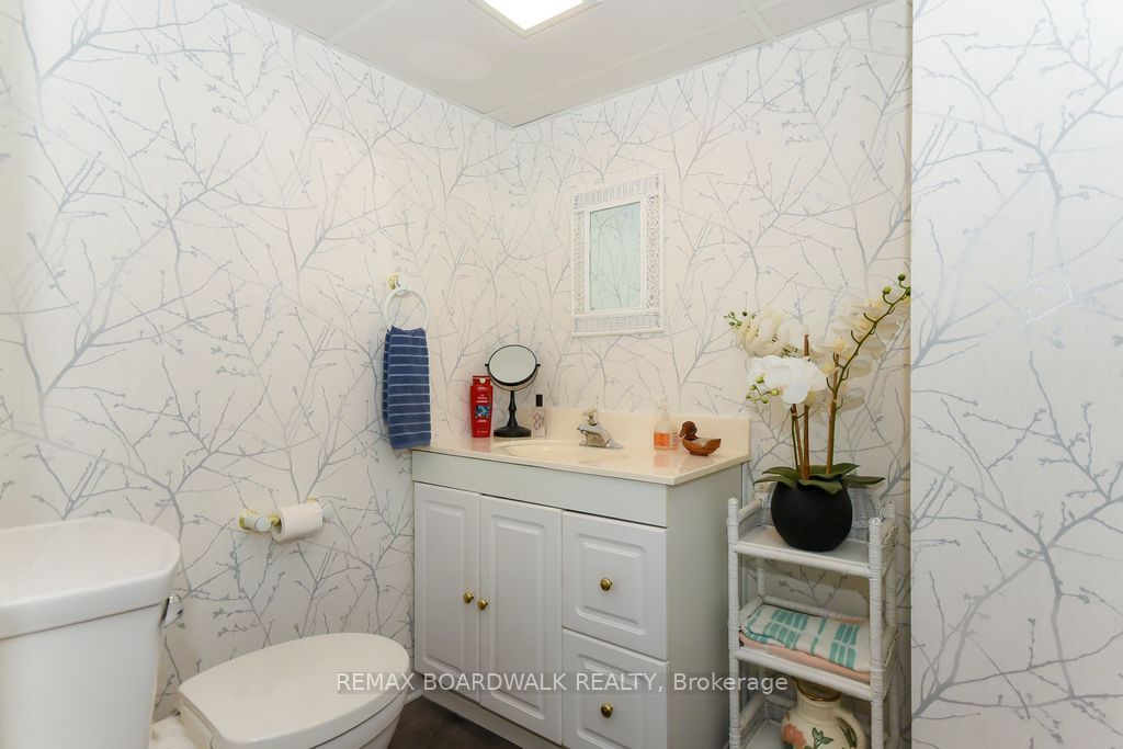 1392 Chartrand Avenue Property Photo 39