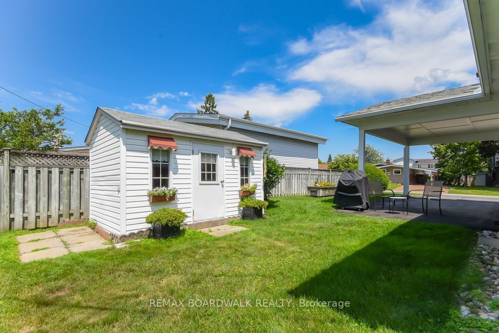 1392 Chartrand Avenue Property Photo 44