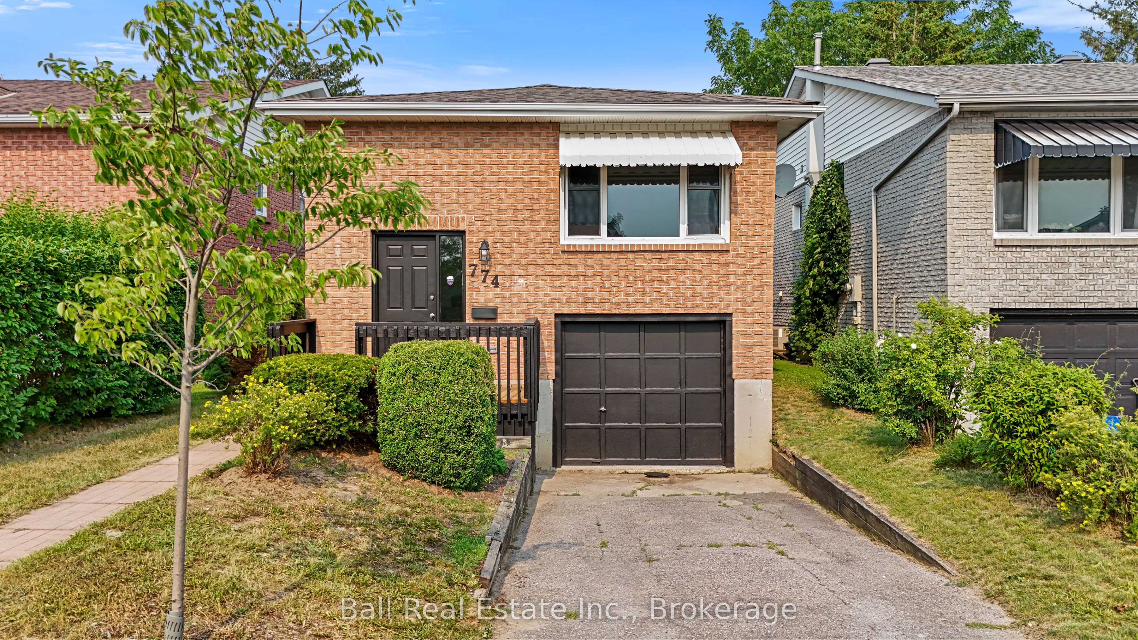 774 Mountain Ash Road Property Photo 1