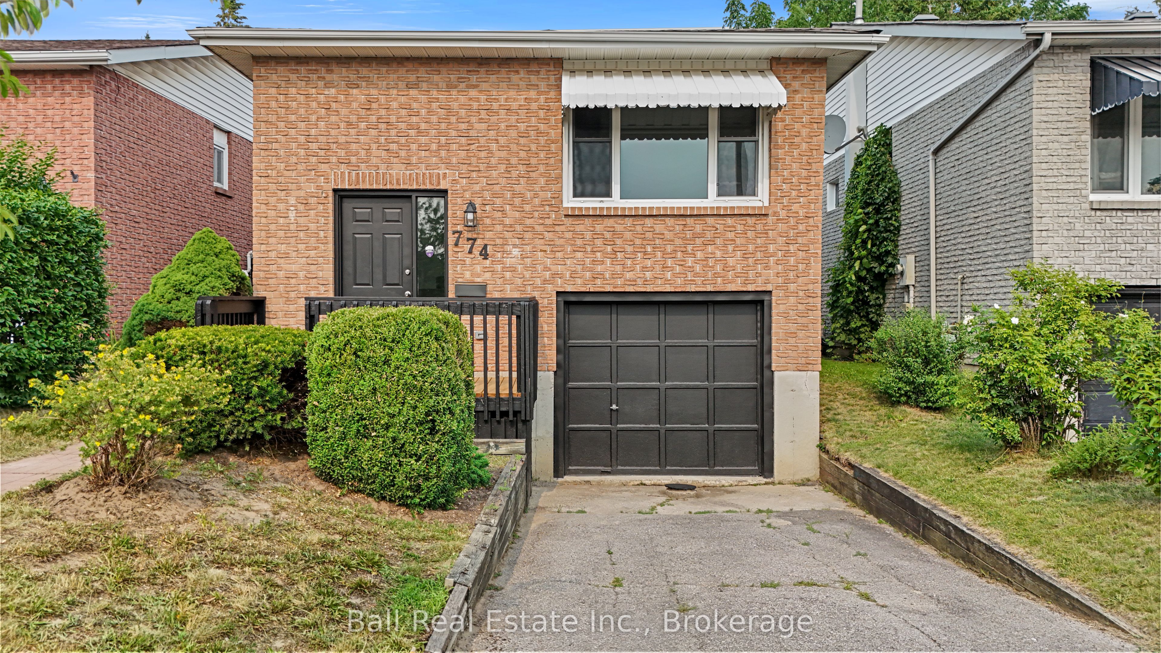 774 Mountain Ash Road Property Photo 2