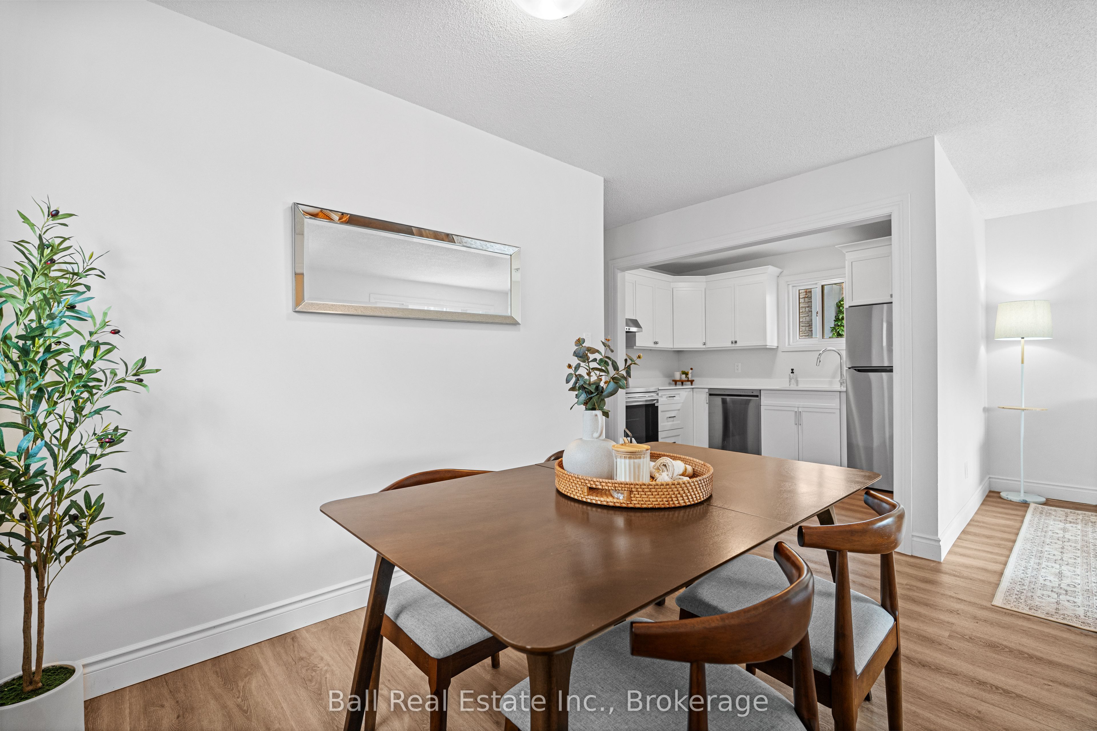 774 Mountain Ash Road Property Photo 18