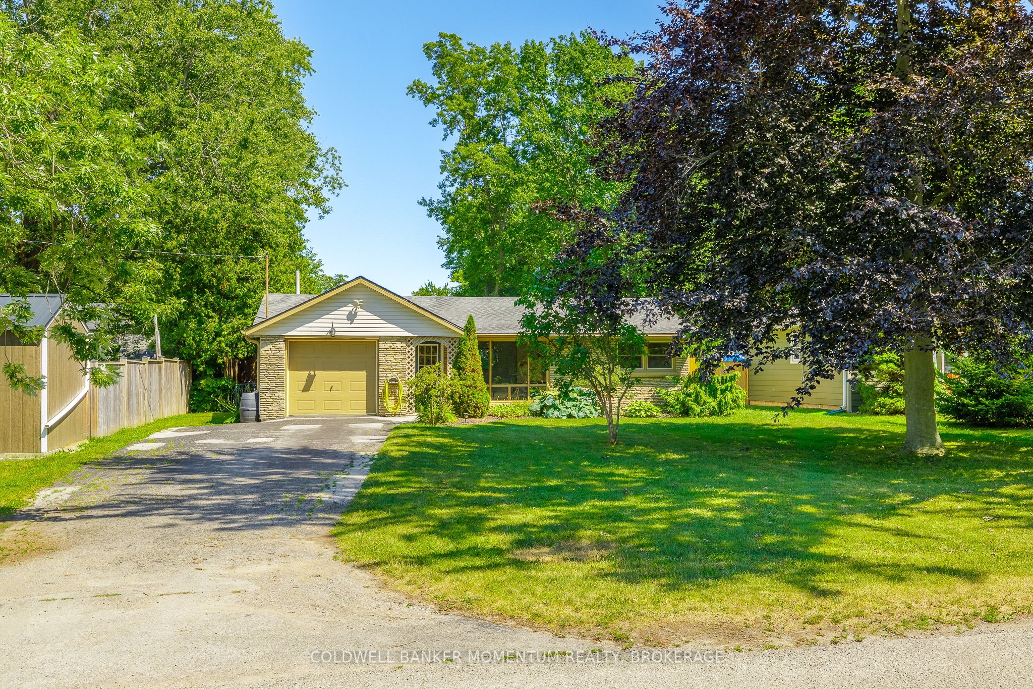 458 Belleview Boulevard Property Photo 1