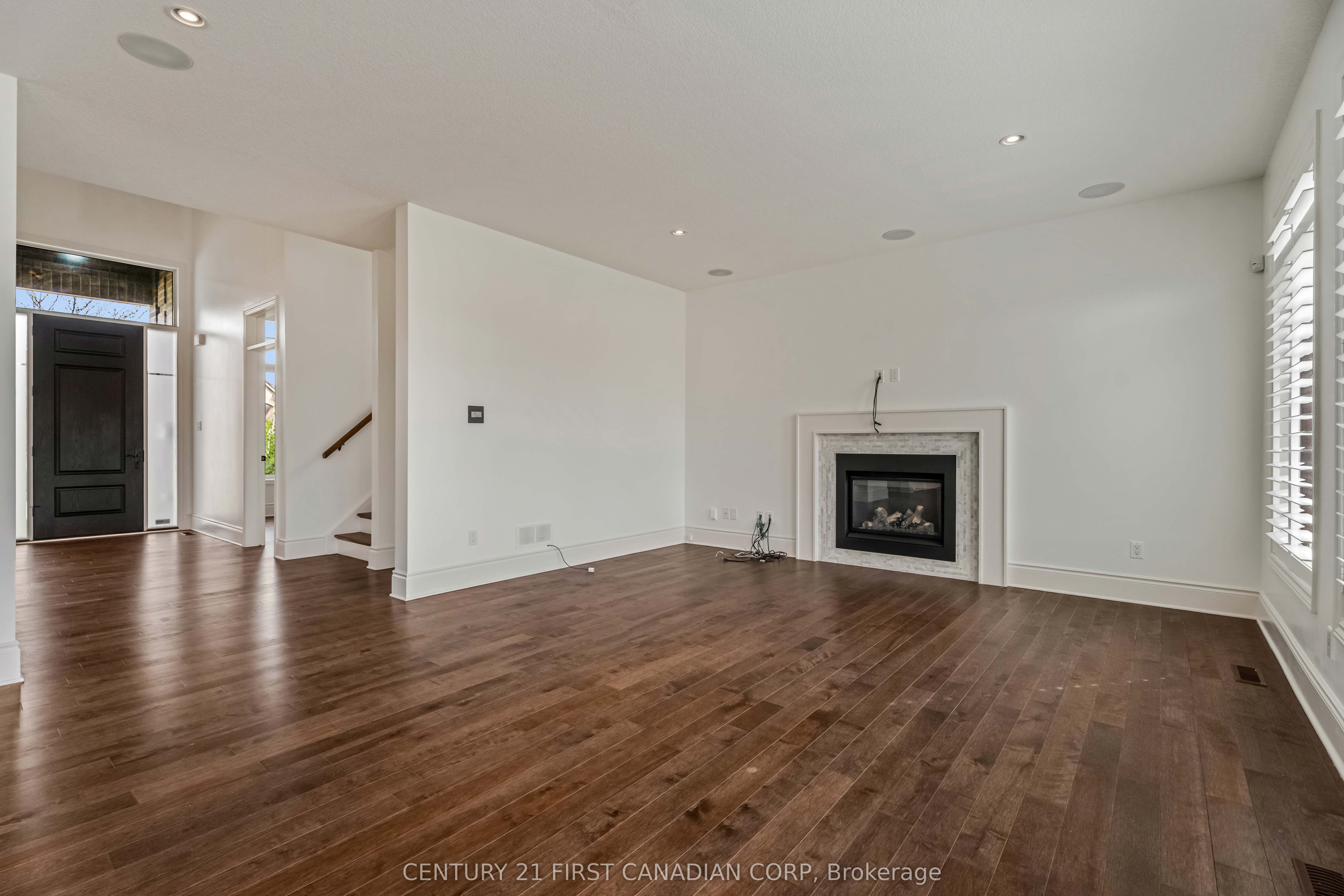569 Eclipse Walk Property Photo 24