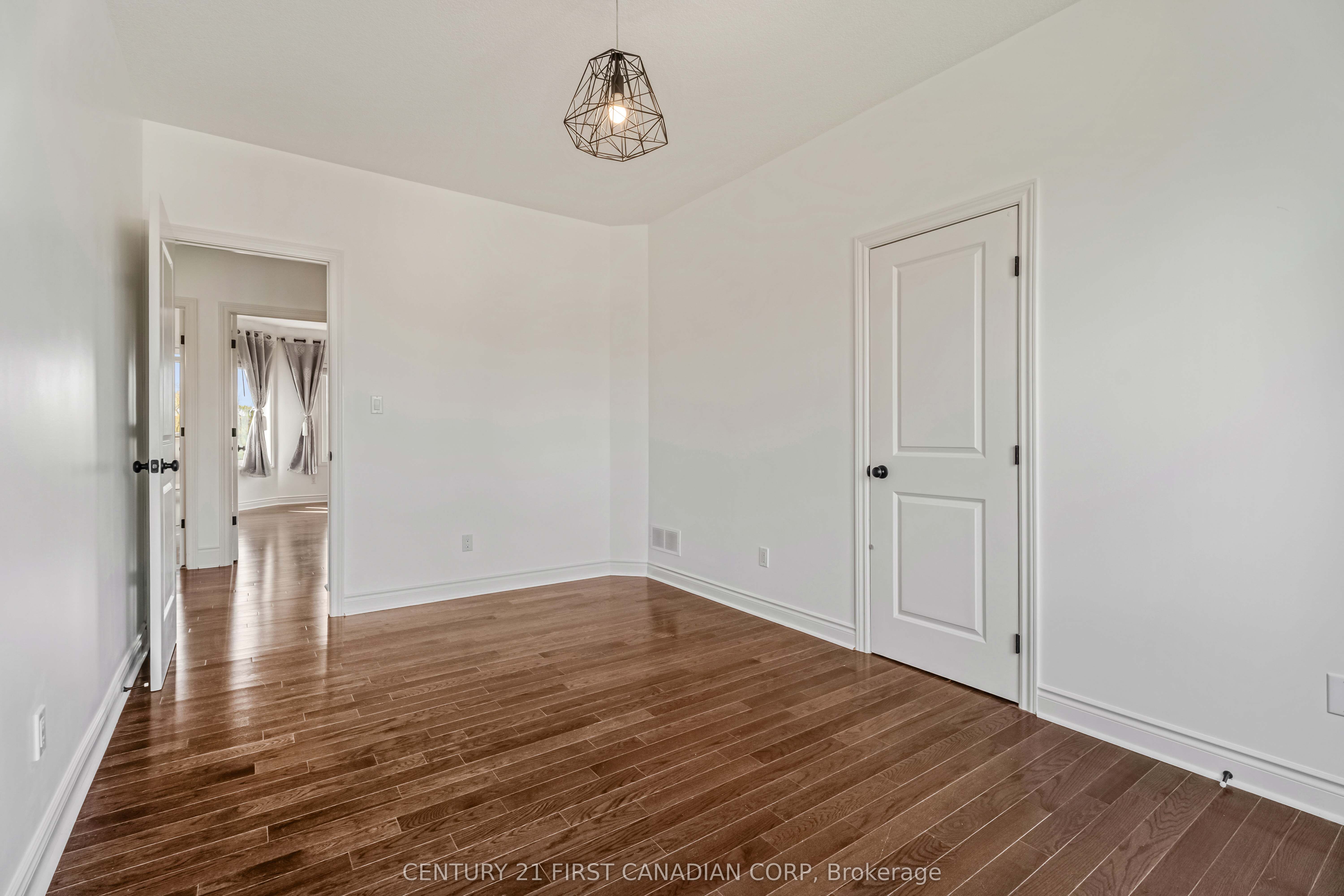 569 Eclipse Walk Property Photo 38