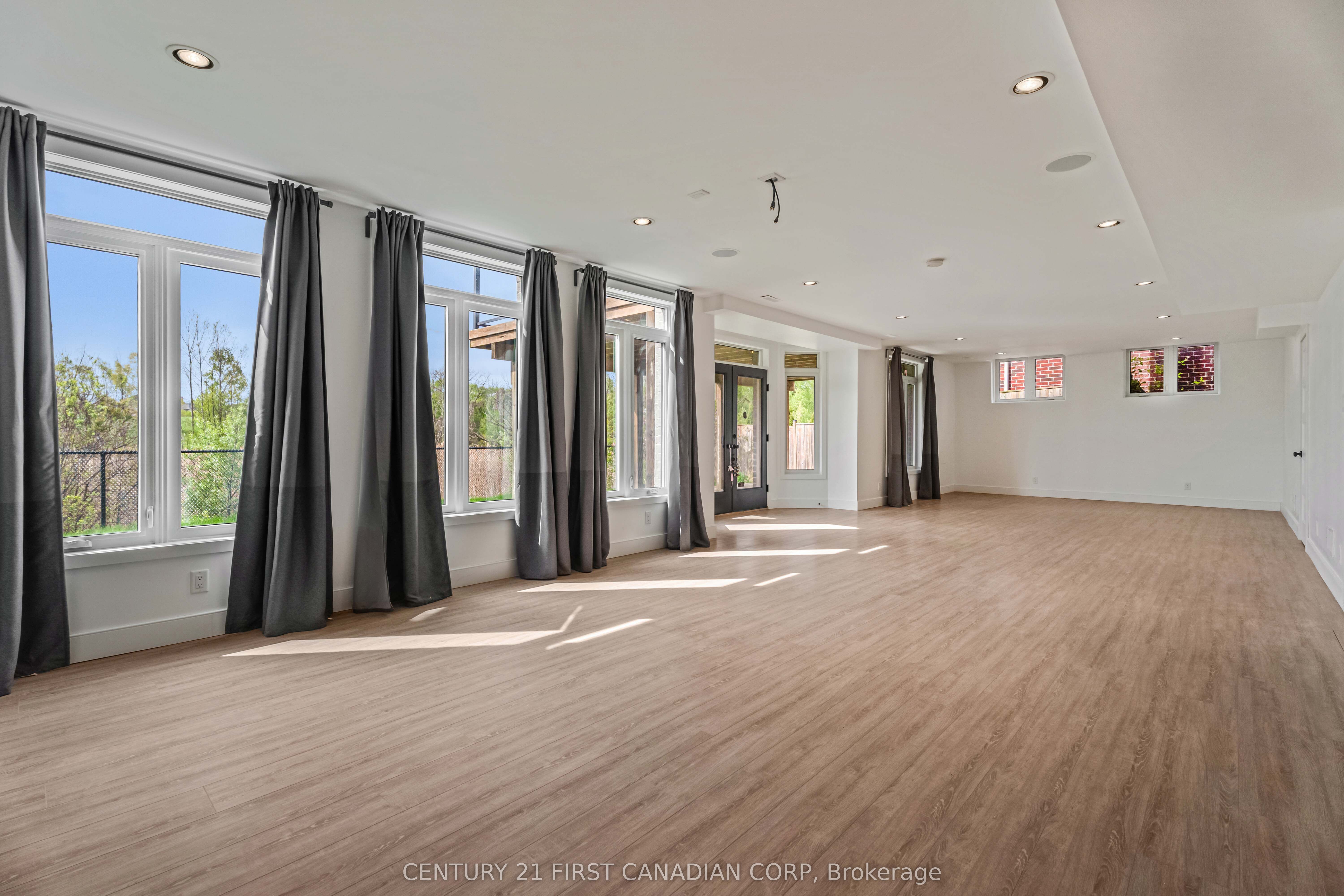 569 Eclipse Walk Property Photo 42