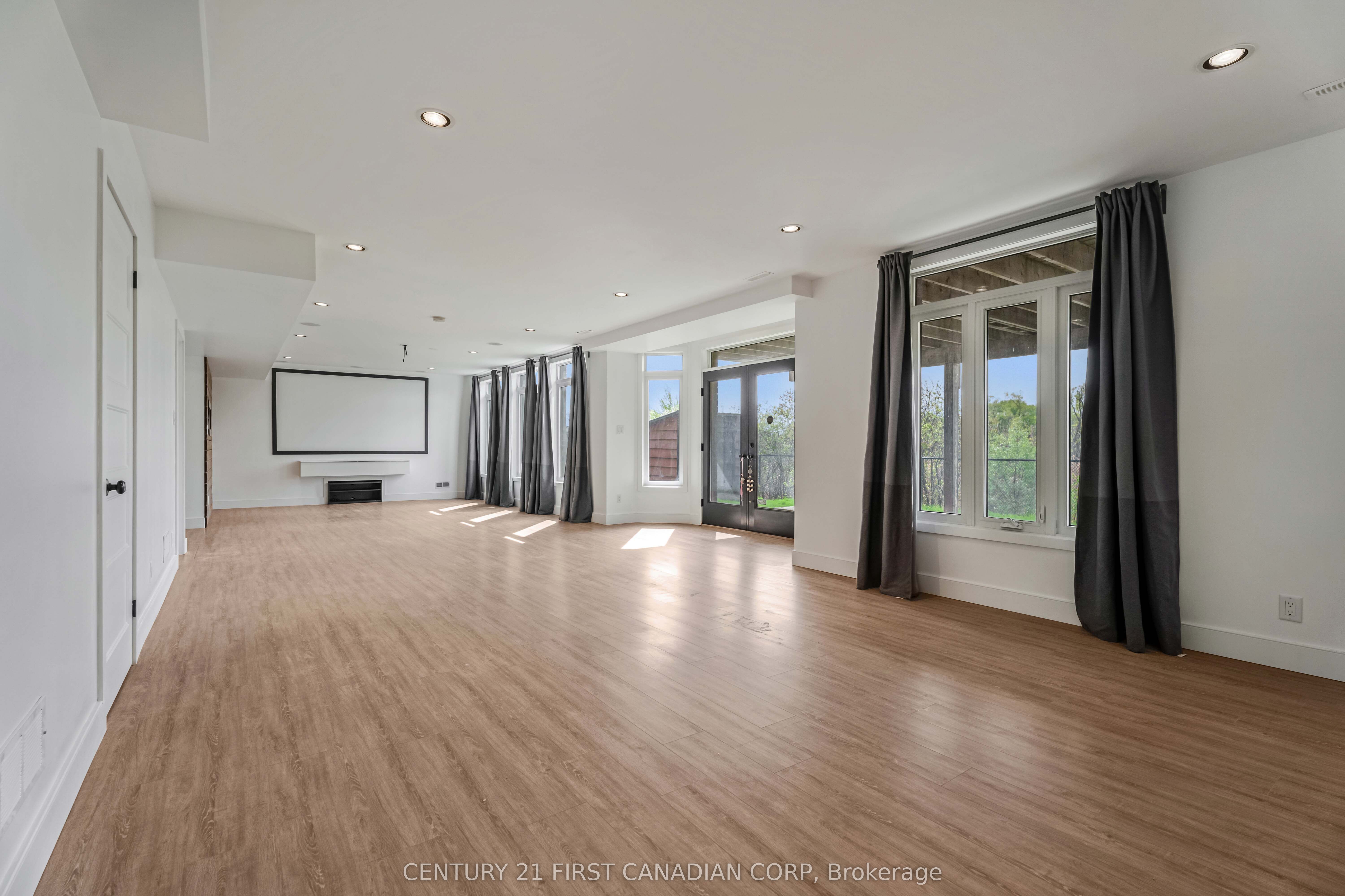 569 Eclipse Walk Property Photo 43