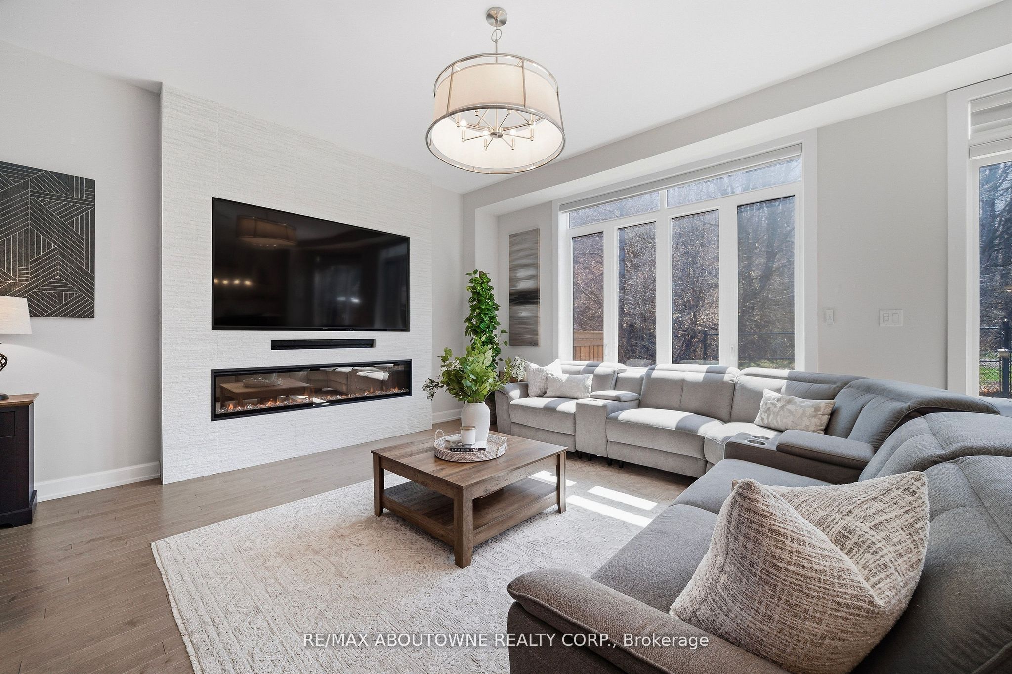37 Riesling Street Property Photo 8