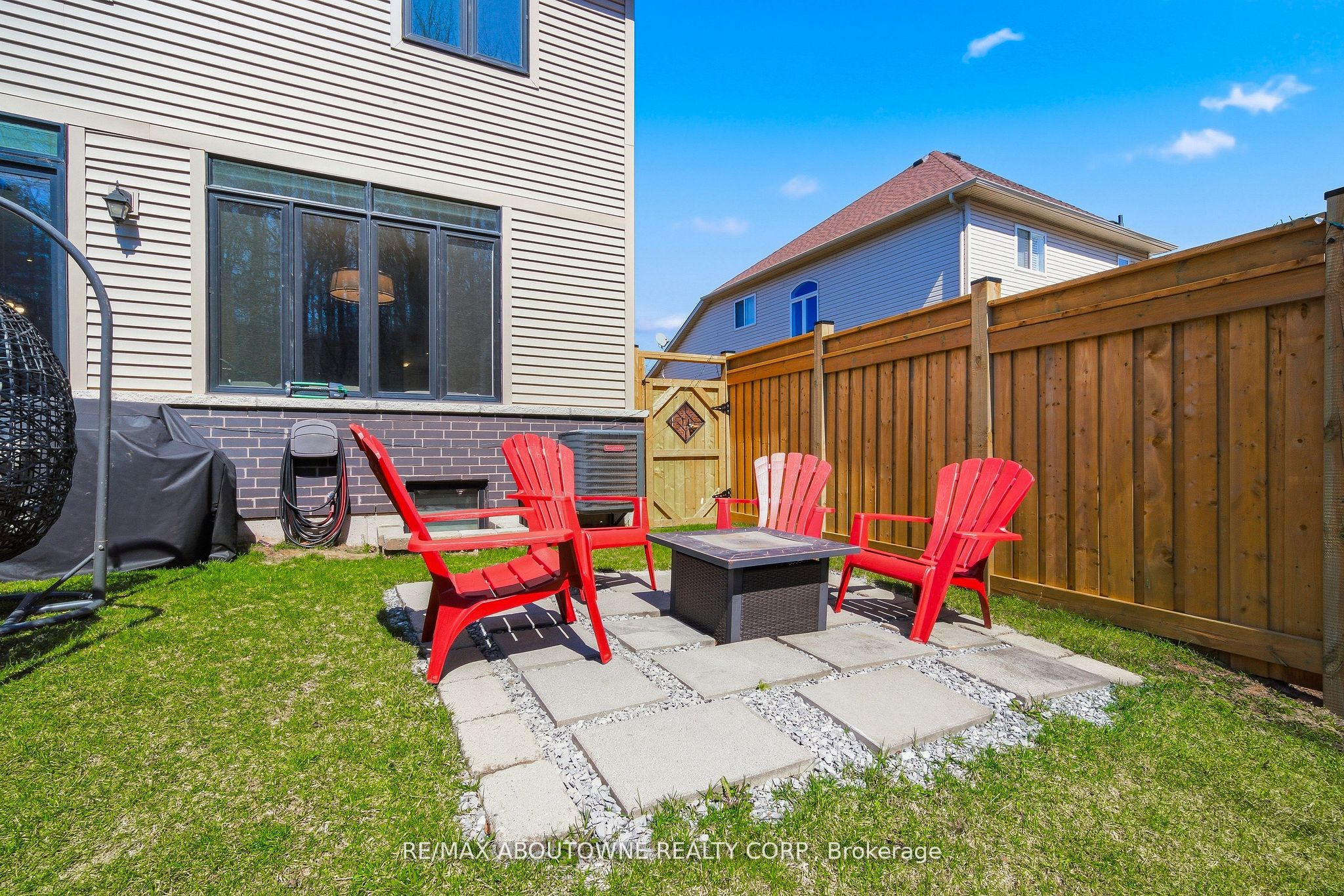 37 Riesling Street Property Photo 39